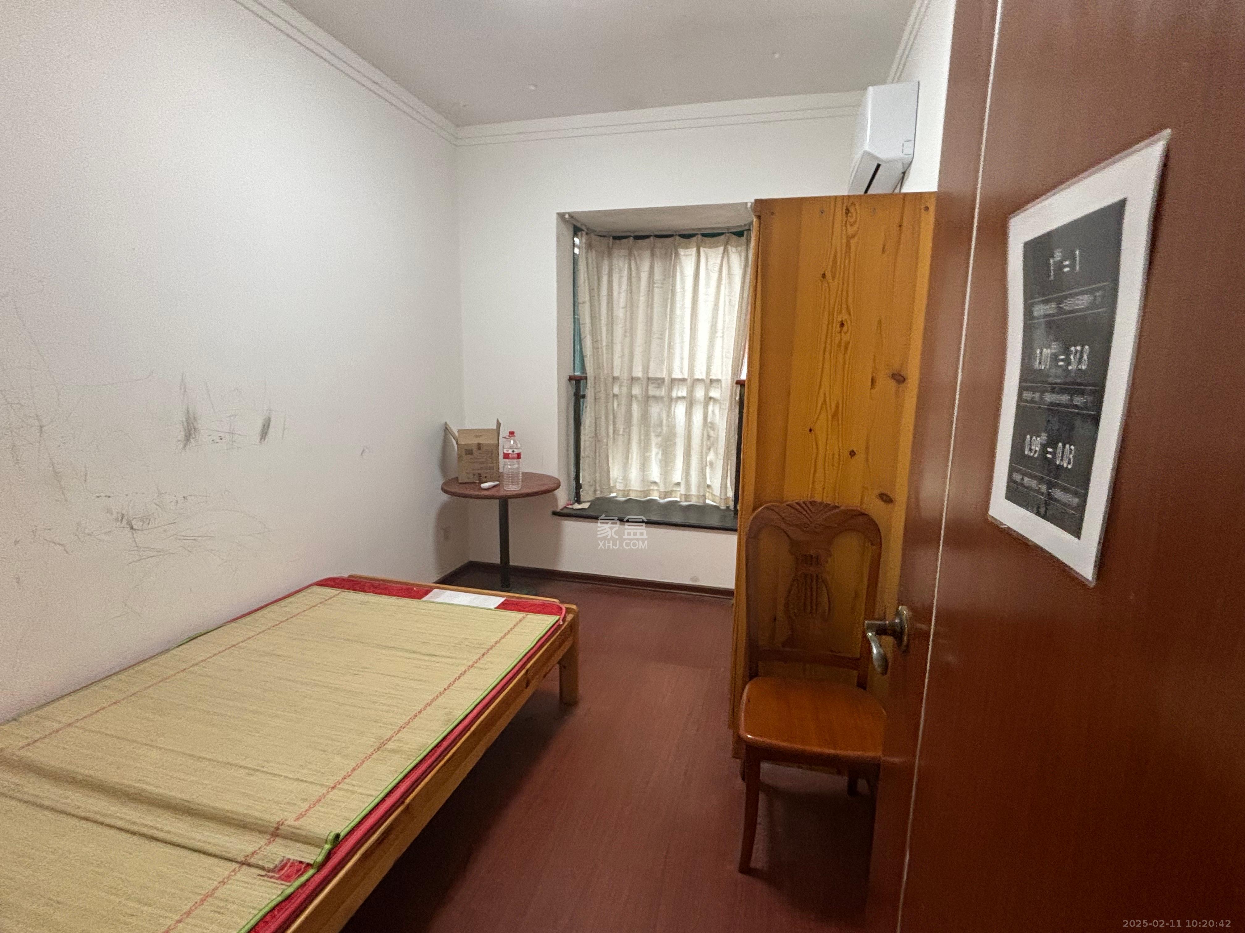 明城公寓 4室2厅2卫 2700.0元/月 明城公寓 4室2厅2卫 2700.0元/月室内图