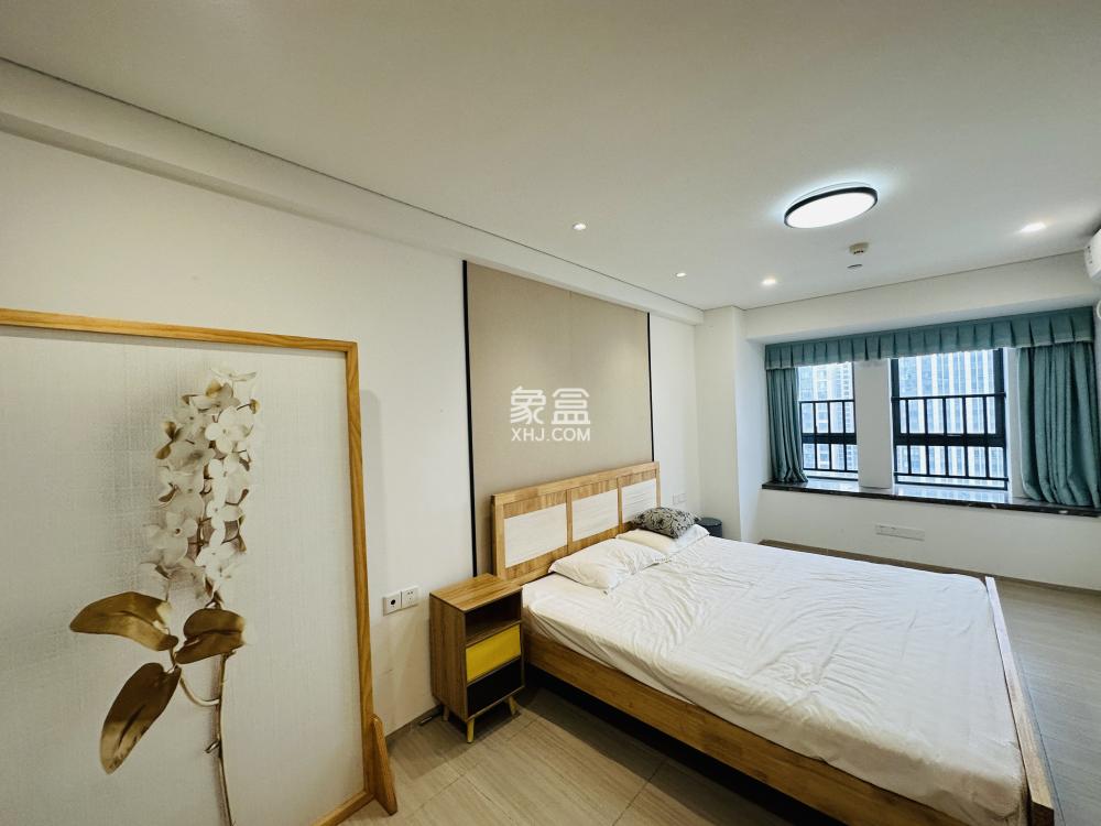 海航豪庭南苑 1室2厅1卫 120.0万 海航豪庭南苑 1室2厅1卫 120.0万室内图