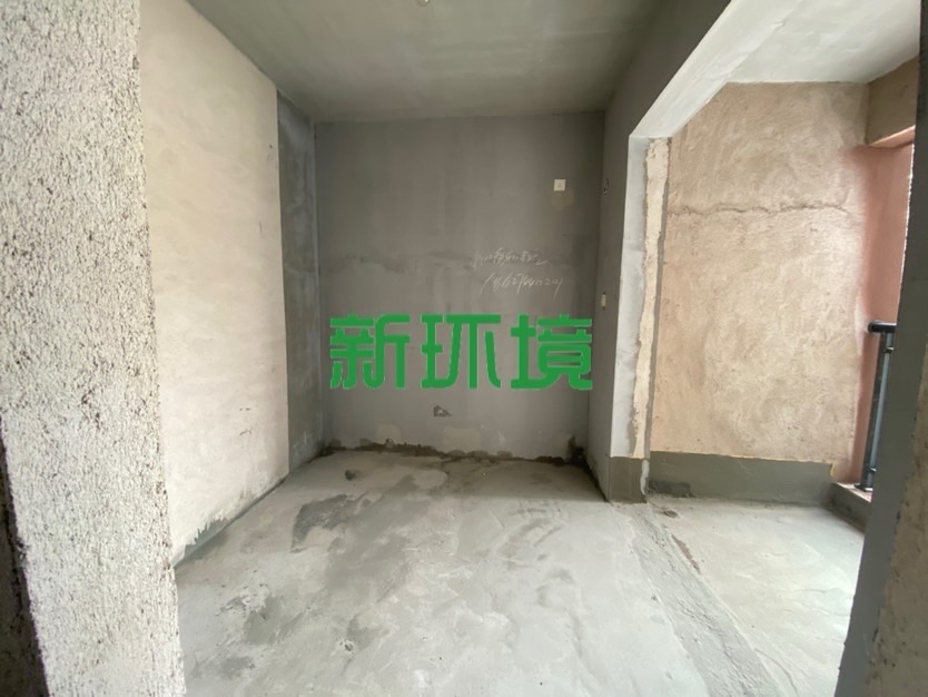 南门口安置小区  1室0厅0卫   44.50万客厅