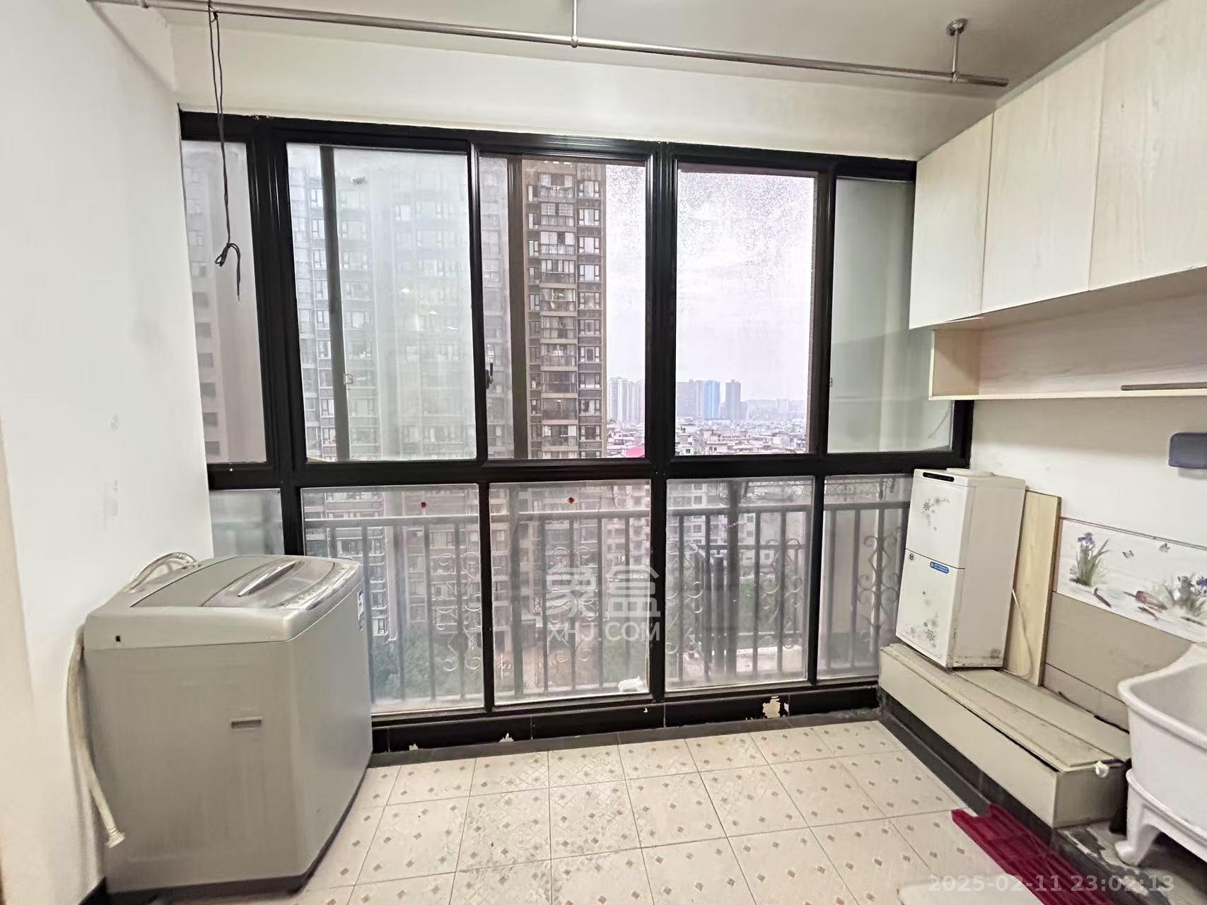 金鼎公园尚  3室2厅1卫    2000.0元/月 金鼎公园尚  3室2厅1卫    2000.0元/月室内图