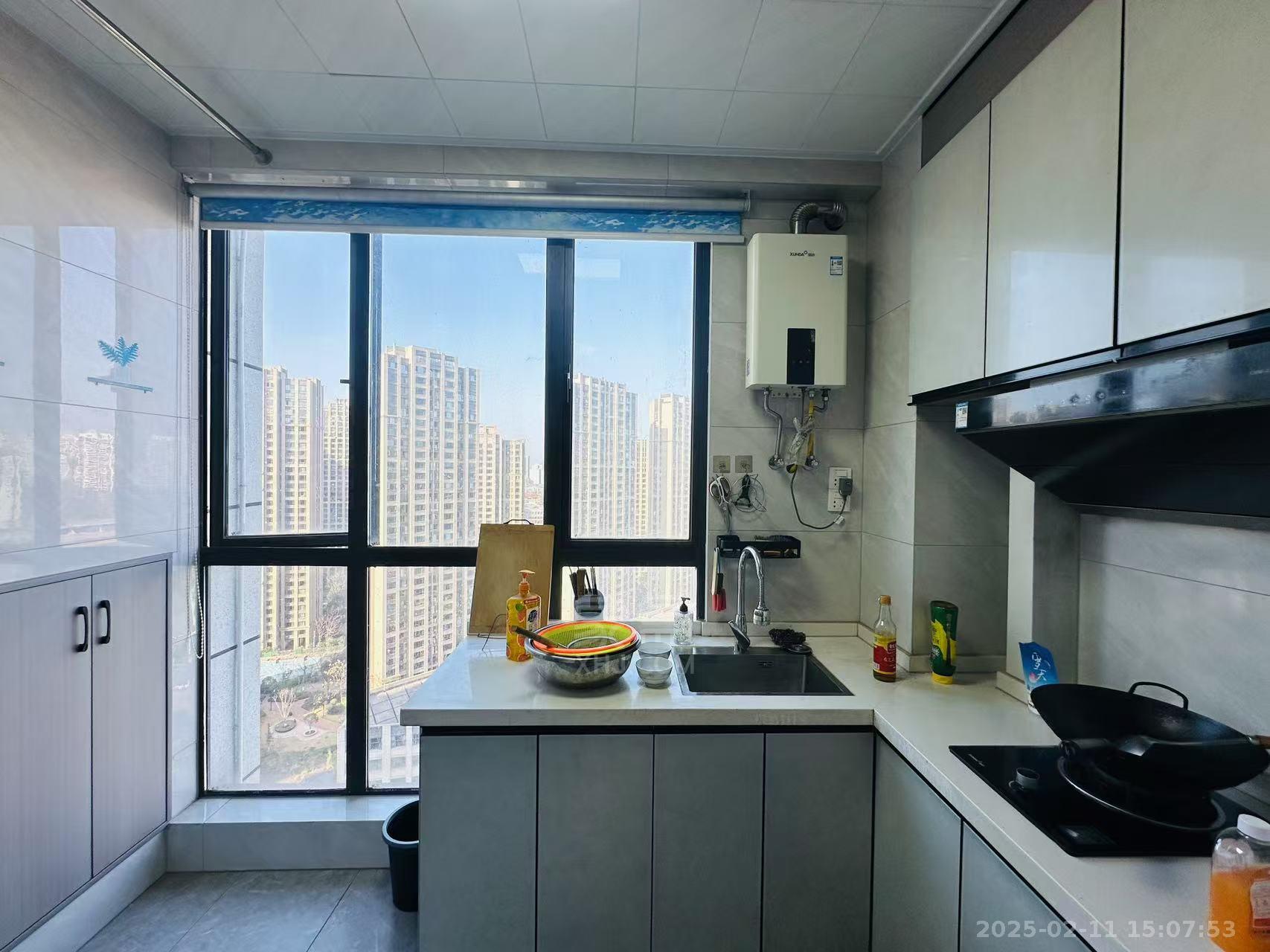 中泰财富湘江 1室1厅1卫 1600.0元/月 中泰财富湘江 1室1厅1卫 1600.0元/月室内图