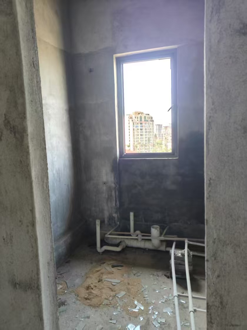 龙墅湾  4室2厅2卫    307.0万 龙墅湾  4室2厅2卫    307.0万室内图