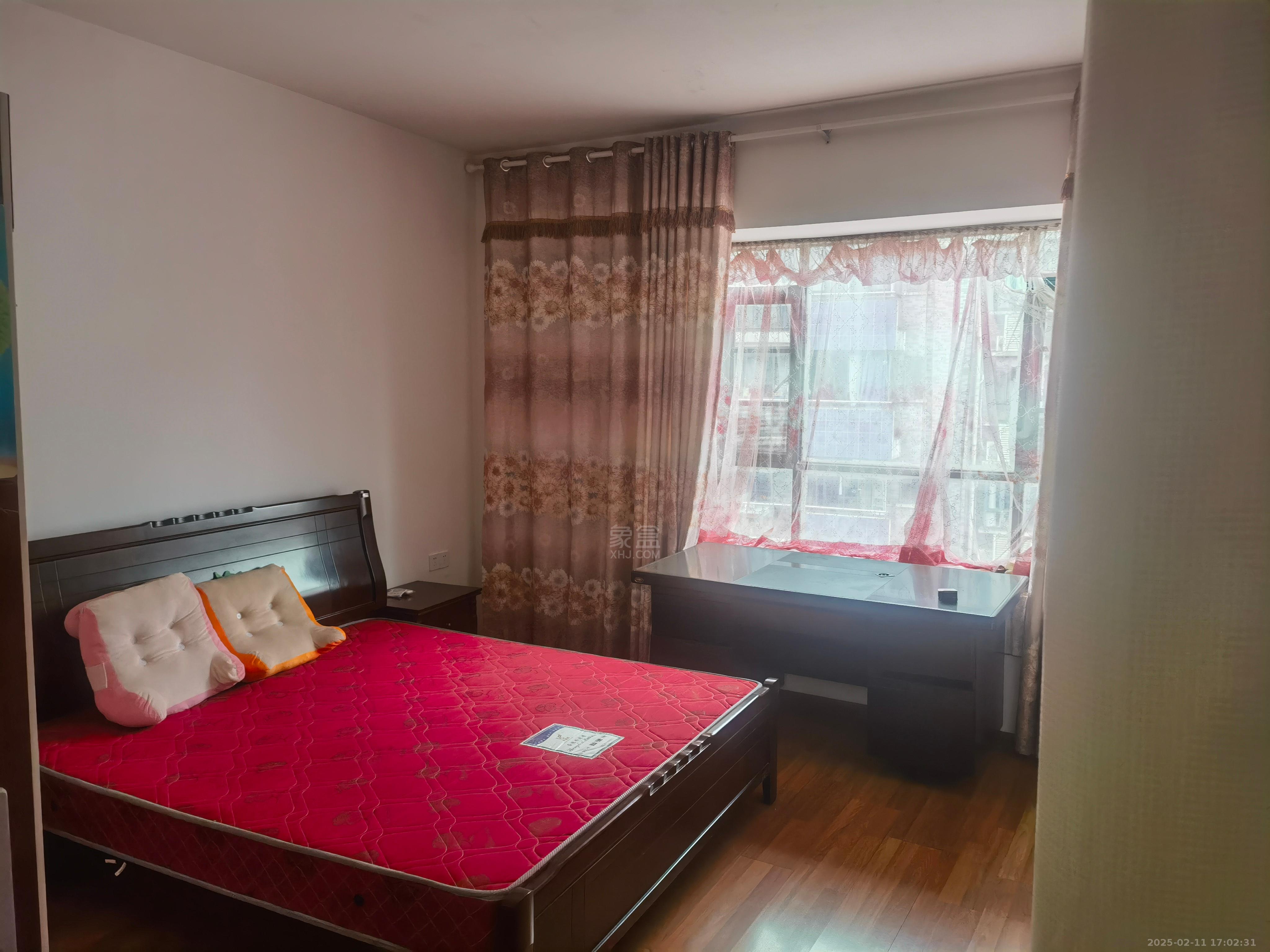 海创明珠花园 3室2厅1卫 1200.0元/月 海创明珠花园 3室2厅1卫 1200.0元/月室内图