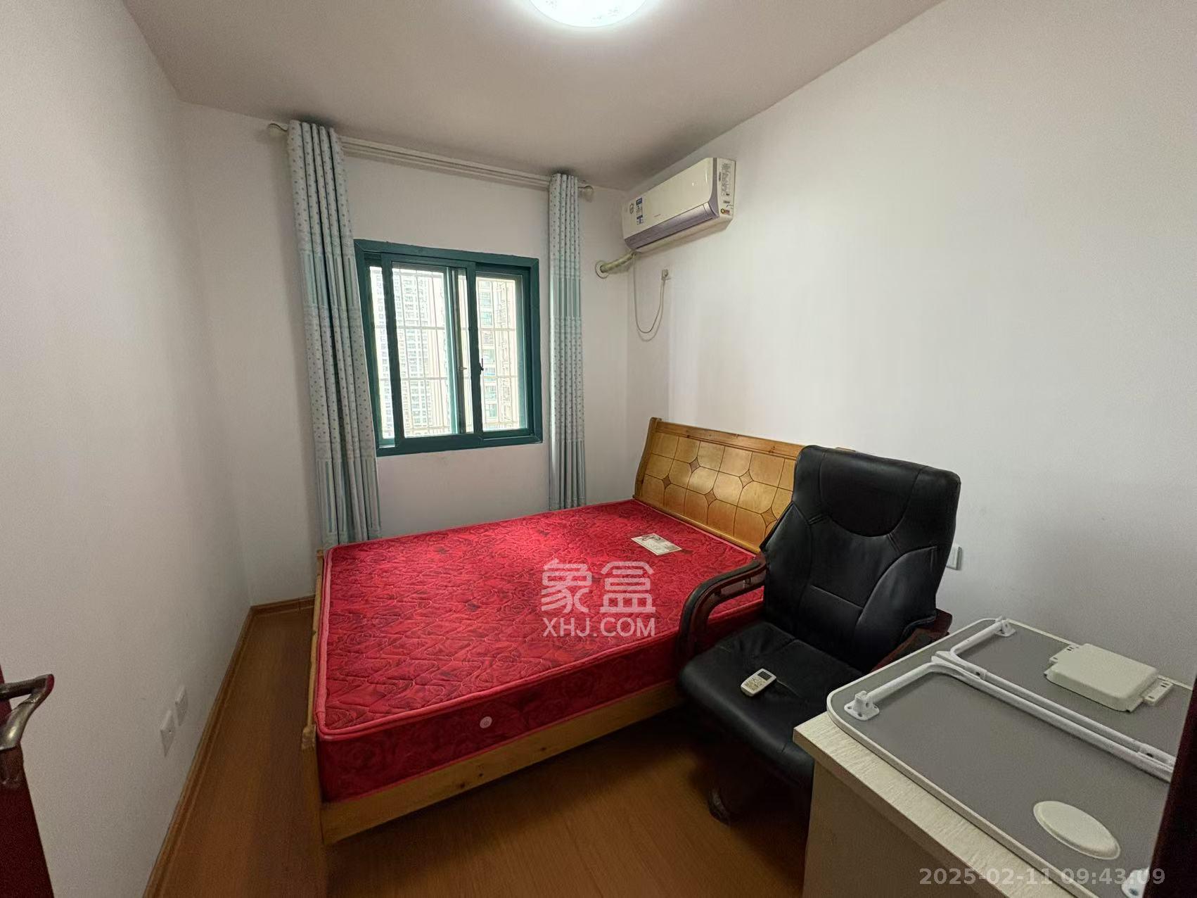 蝴蝶谷 1室2厅1卫 1800.0元/月 蝴蝶谷 1室2厅1卫 1800.0元/月室内图