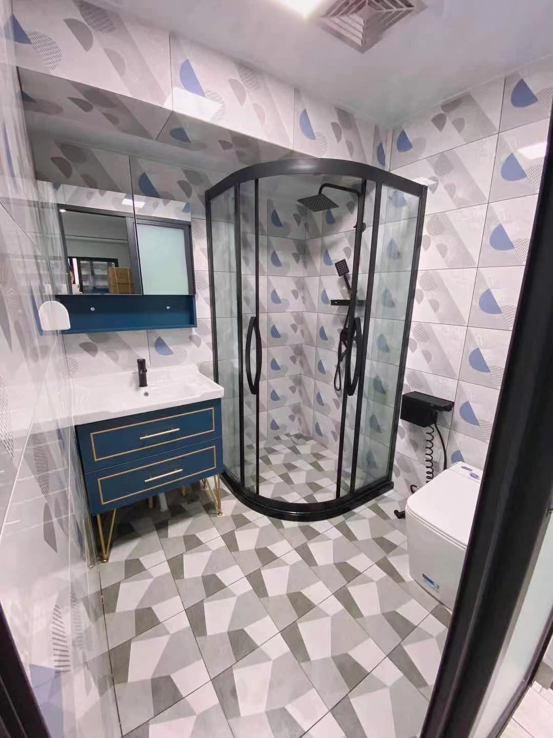 宇建国贸城 1室1厅1卫 82.0万 宇建国贸城 1室1厅1卫 82.0万客厅