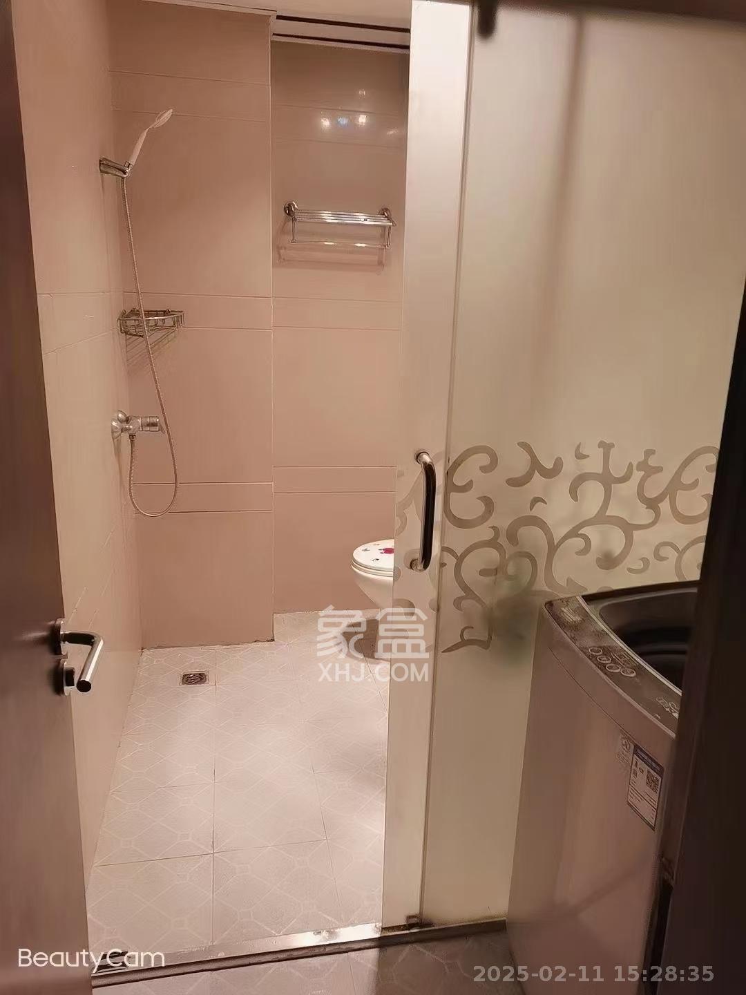 标志商务中心  1室0厅1卫    1200.0元/月 标志商务中心  1室0厅1卫    1200.0元/月室内图