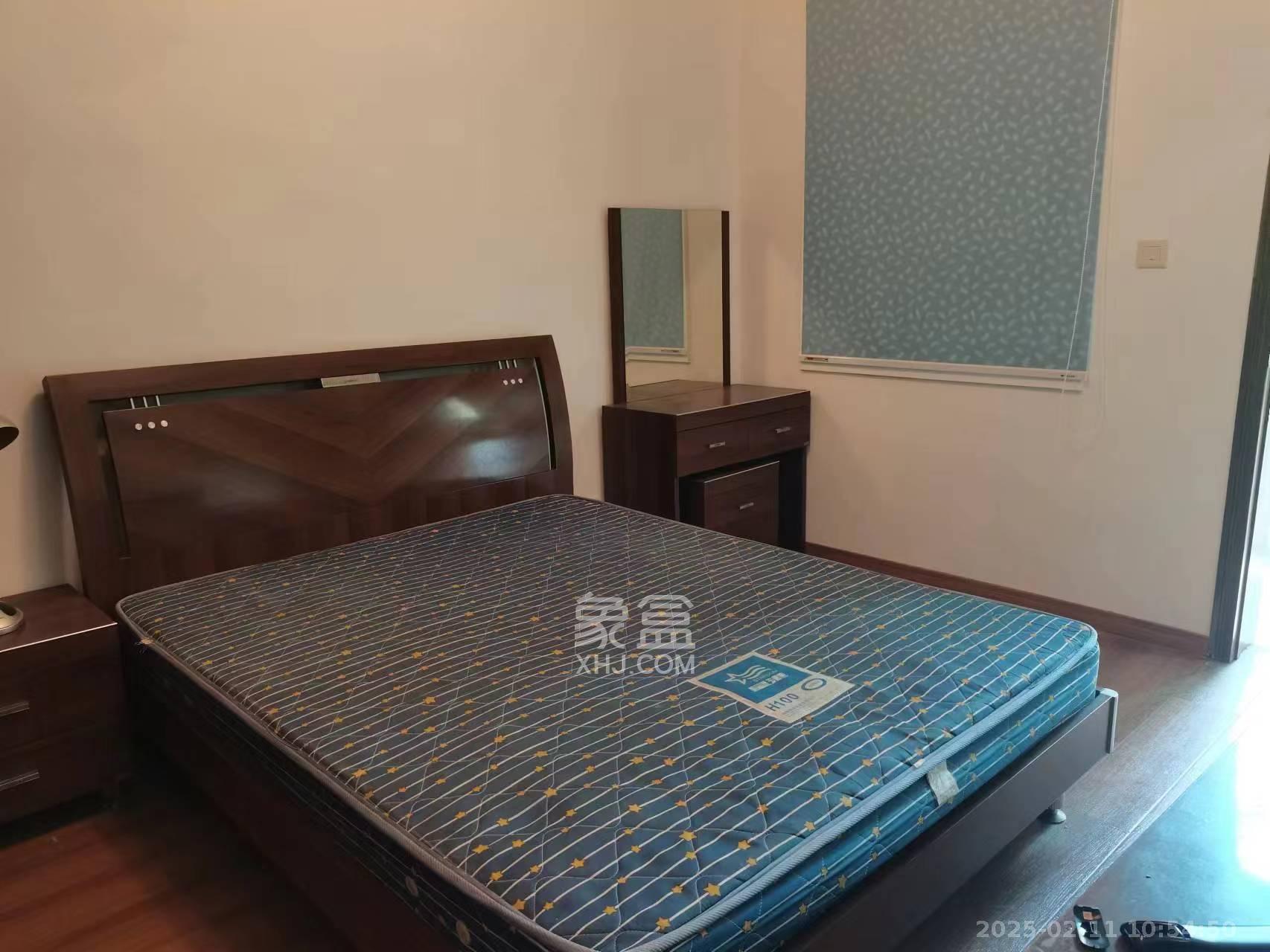 向韶村 2室1厅1卫 2100.0元/月 向韶村 2室1厅1卫 2100.0元/月室内图