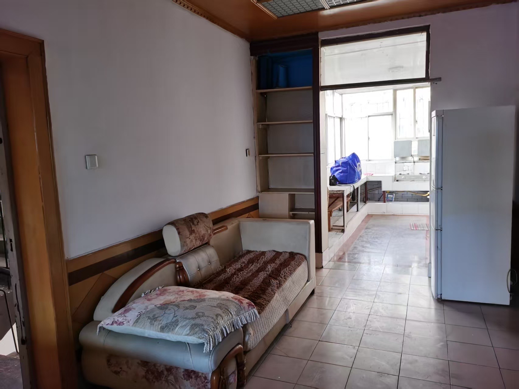 杨家山交警宿舍 3室2厅1卫 1100.0元/月 杨家山交警宿舍 3室2厅1卫 1100.0元/月户型图