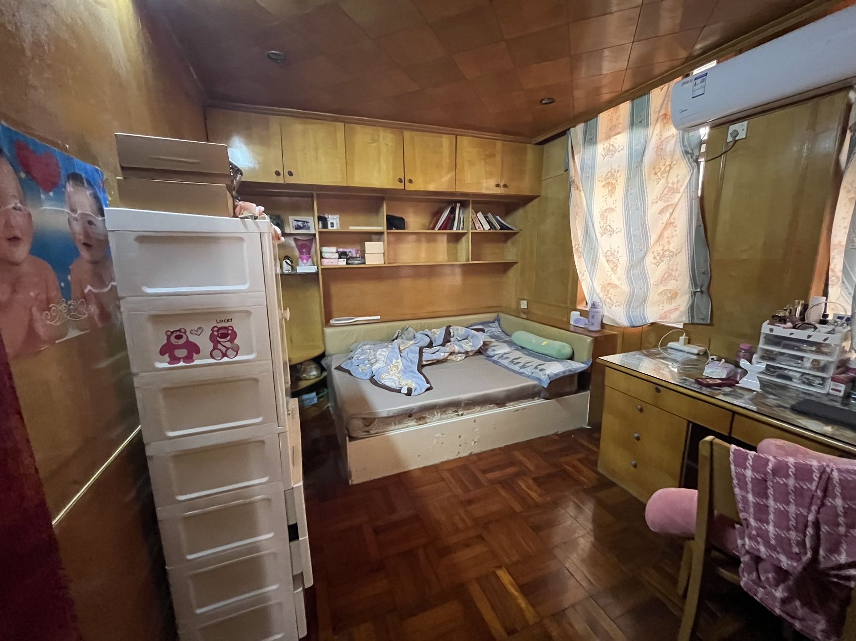 省人事劳动厅宿舍(龙舌坡236号) 3室2厅1卫 77.0万 省人事劳动厅宿舍(龙舌坡236号) 3室2厅1卫 77.0万客厅