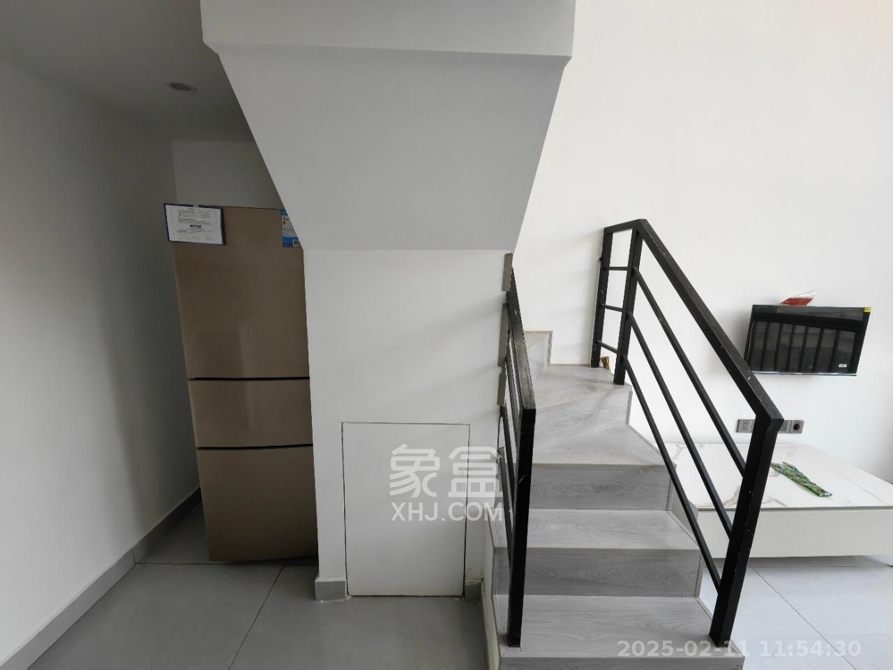 新长海D1站 1室0厅0卫 1700.0元/月 新长海D1站 1室0厅0卫 1700.0元/月室内图