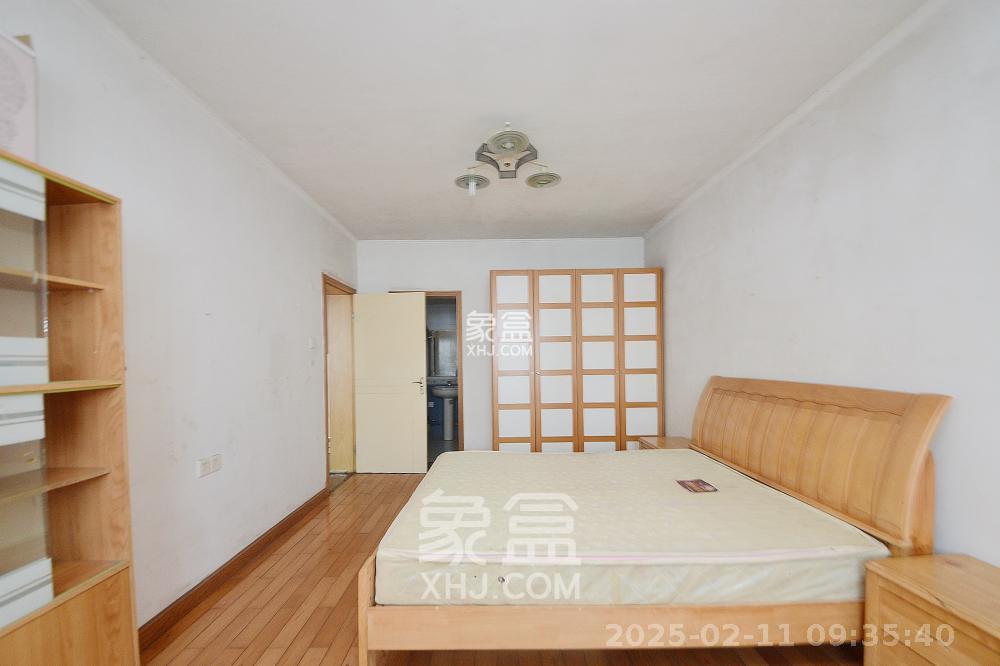 广济苑公寓 3室2厅2卫 2600.0元/月 广济苑公寓 3室2厅2卫 2600.0元/月室内图