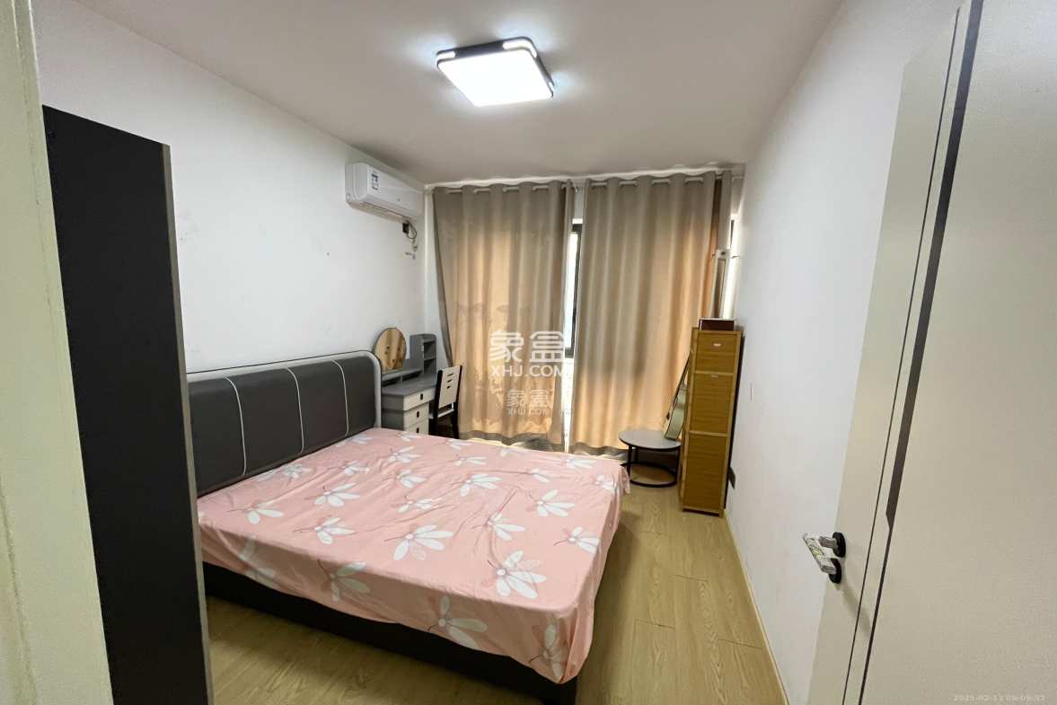 怡海星城 3室2厅2卫 2000.0元/月 怡海星城 3室2厅2卫 2000.0元/月室内图