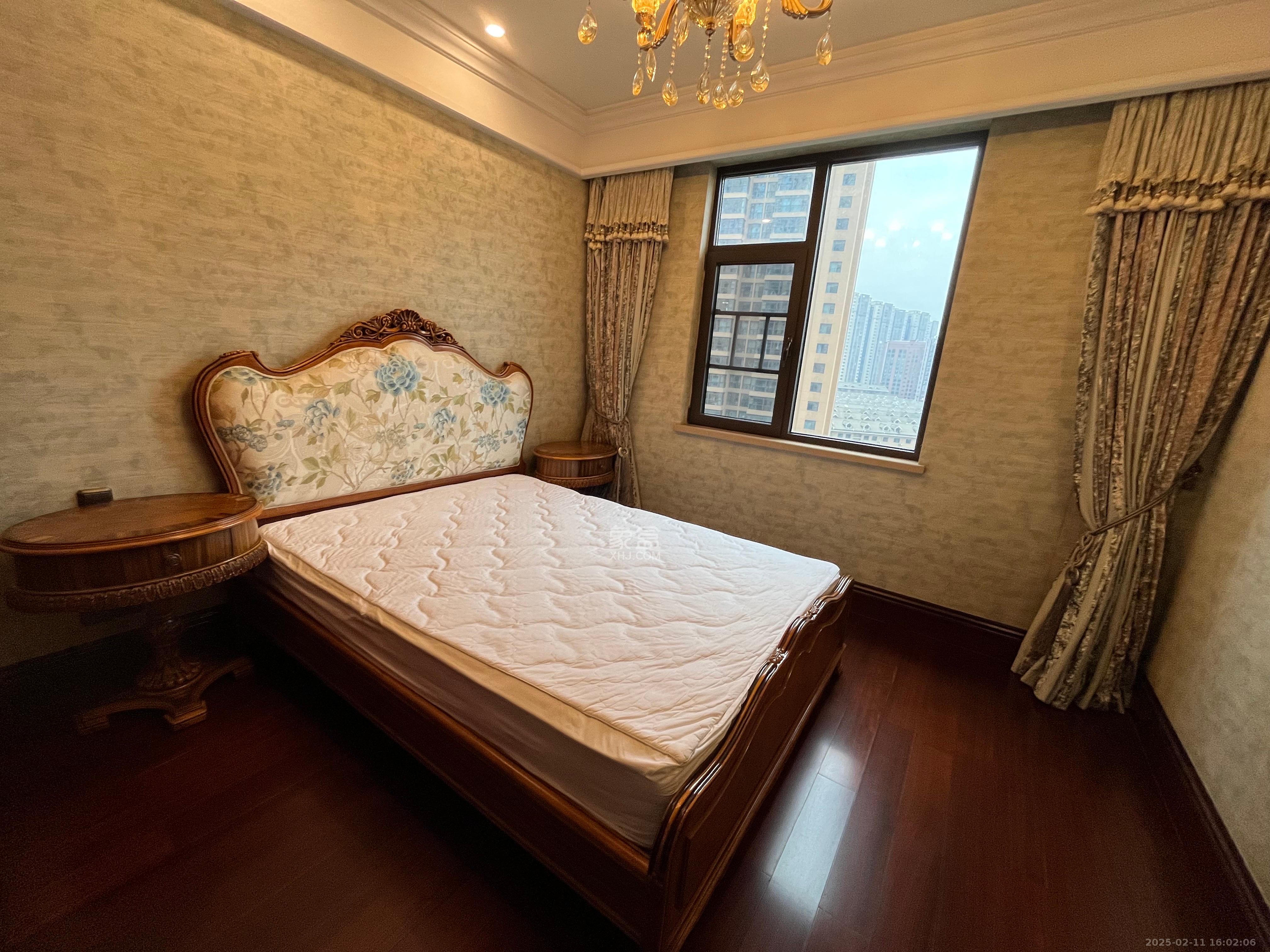 运达中央广场一、二期 4室2厅3卫 15000.0元/月 运达中央广场一、二期 4室2厅3卫 15000.0元/月室内图