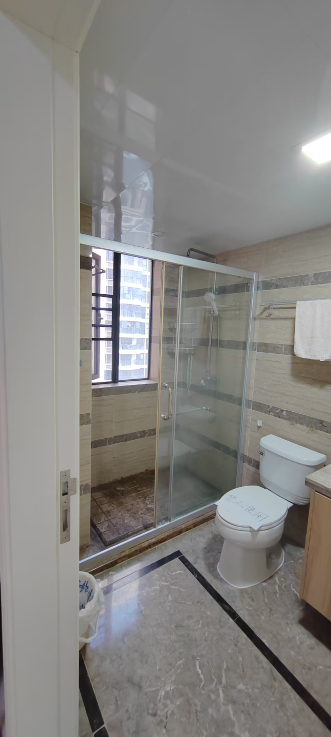 置地御海公馆  2室2厅1卫    102.0万 置地御海公馆  2室2厅1卫    102.0万室内图