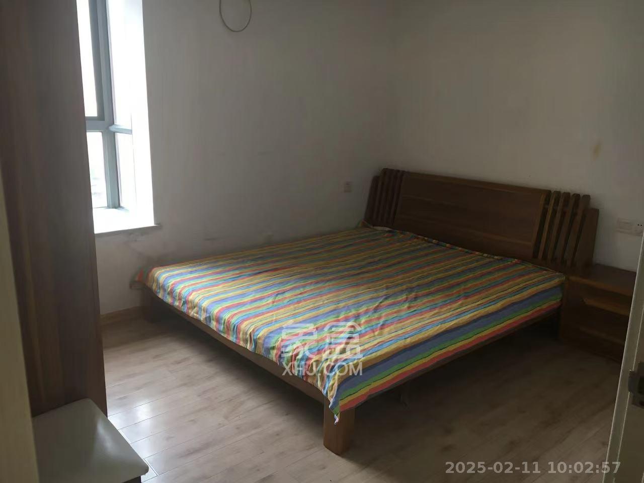 巢之恋  2室2厅1卫   2300.00元/月室内图