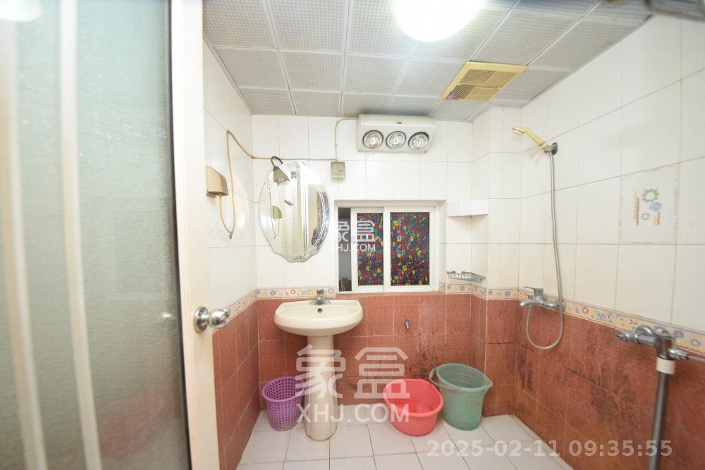 广济苑公寓 3室2厅2卫 2600.0元/月 广济苑公寓 3室2厅2卫 2600.0元/月室内图