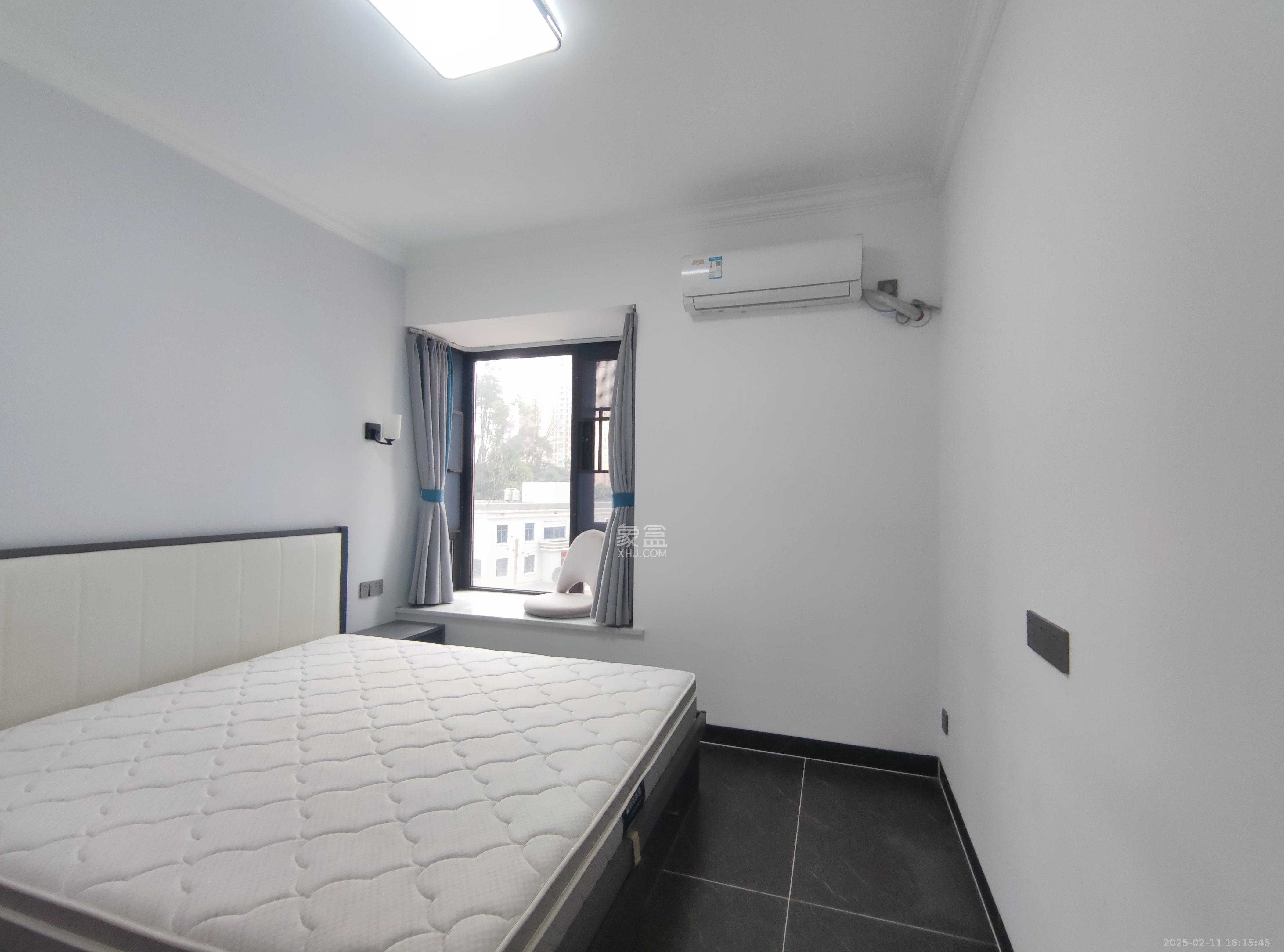 长房半岛蓝湾(观山月)  3室2厅1卫    2800.0元/月 长房半岛蓝湾(观山月)  3室2厅1卫    2800.0元/月室内图