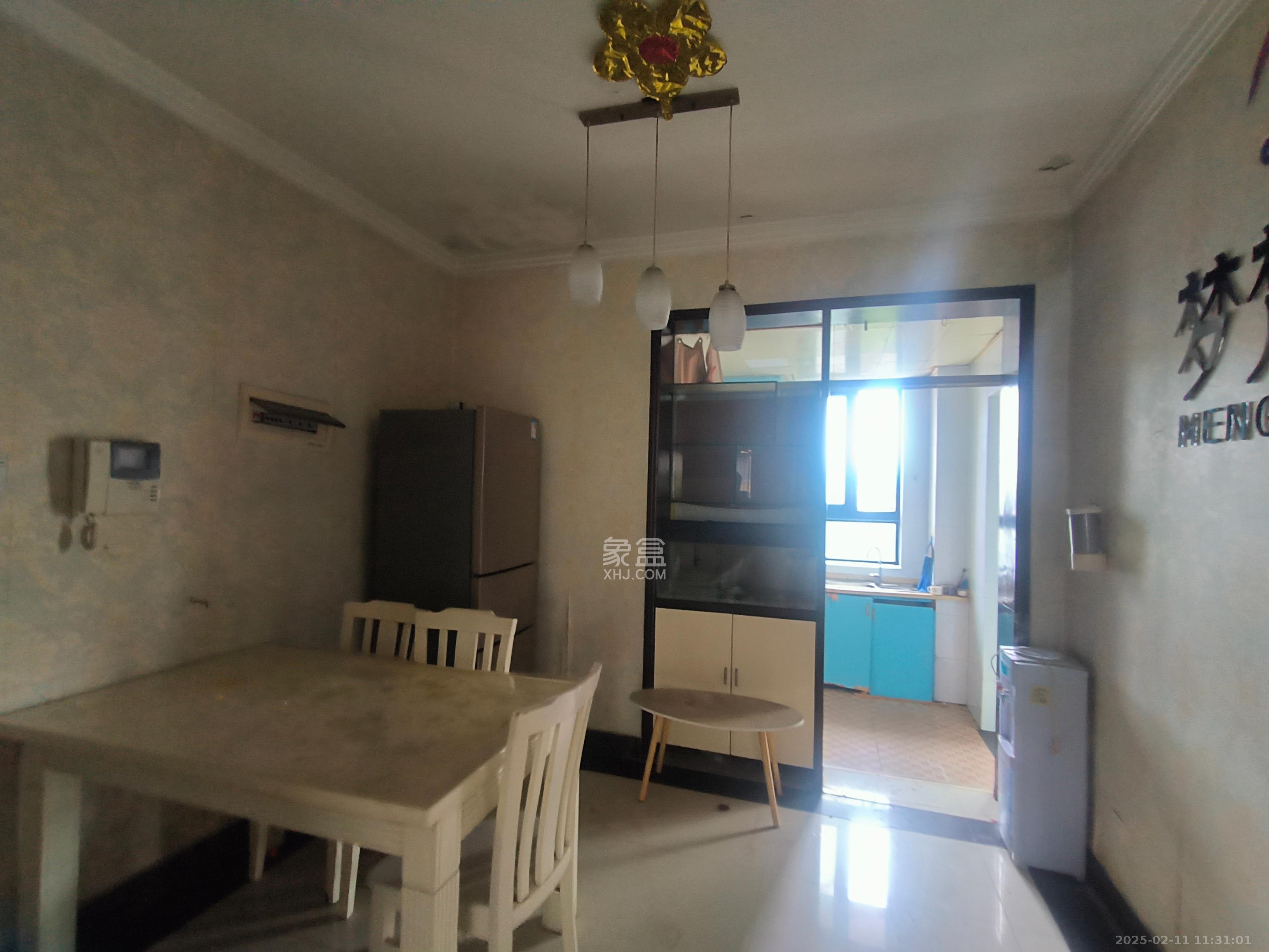 高鑫麓城  3室2厅2卫    2700.0元/月 高鑫麓城  3室2厅2卫    2700.0元/月室内图