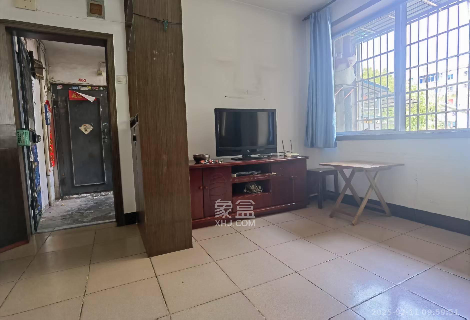 蒋家垅社区  2室2厅1卫    1600.0元/月 蒋家垅社区  2室2厅1卫    1600.0元/月室内图