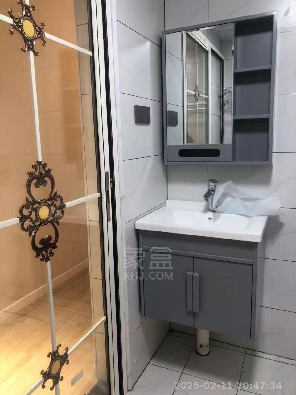 翡翠公园(北大资源) 3室2厅2卫 2100.0元/月 翡翠公园(北大资源) 3室2厅2卫 2100.0元/月室内图