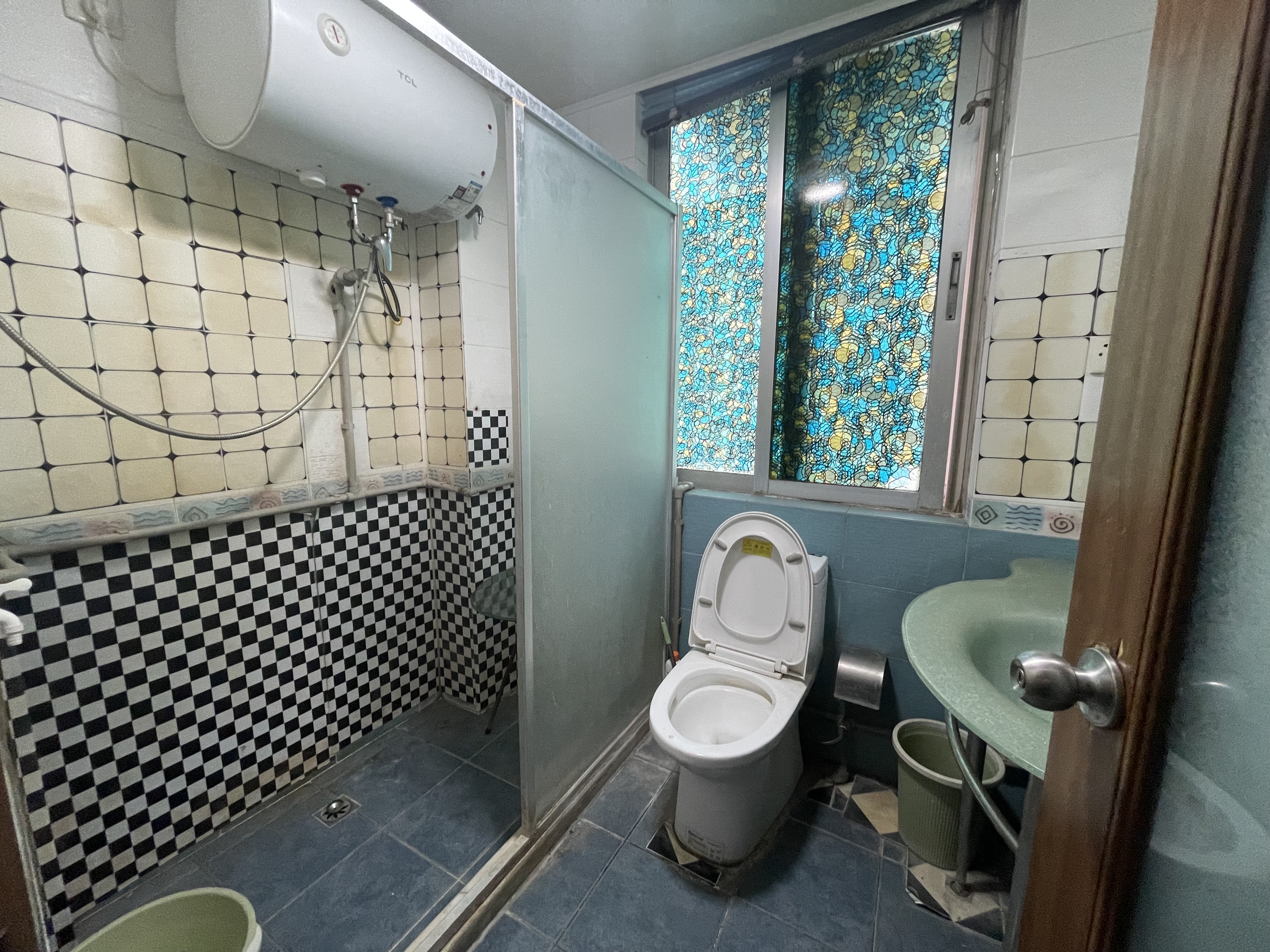 昌茂花园 3室2厅2卫 1800.0元/月 昌茂花园 3室2厅2卫 1800.0元/月室内图