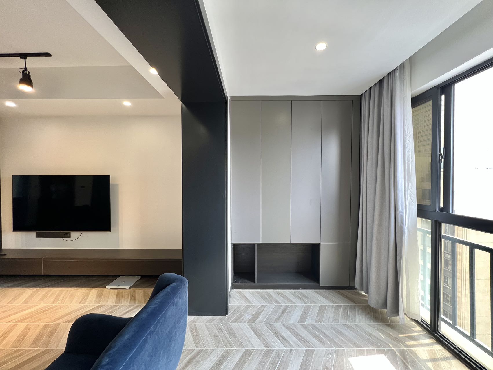 海航豪庭北苑 3室2厅2卫 355.0万 海航豪庭北苑 3室2厅2卫 355.0万客厅