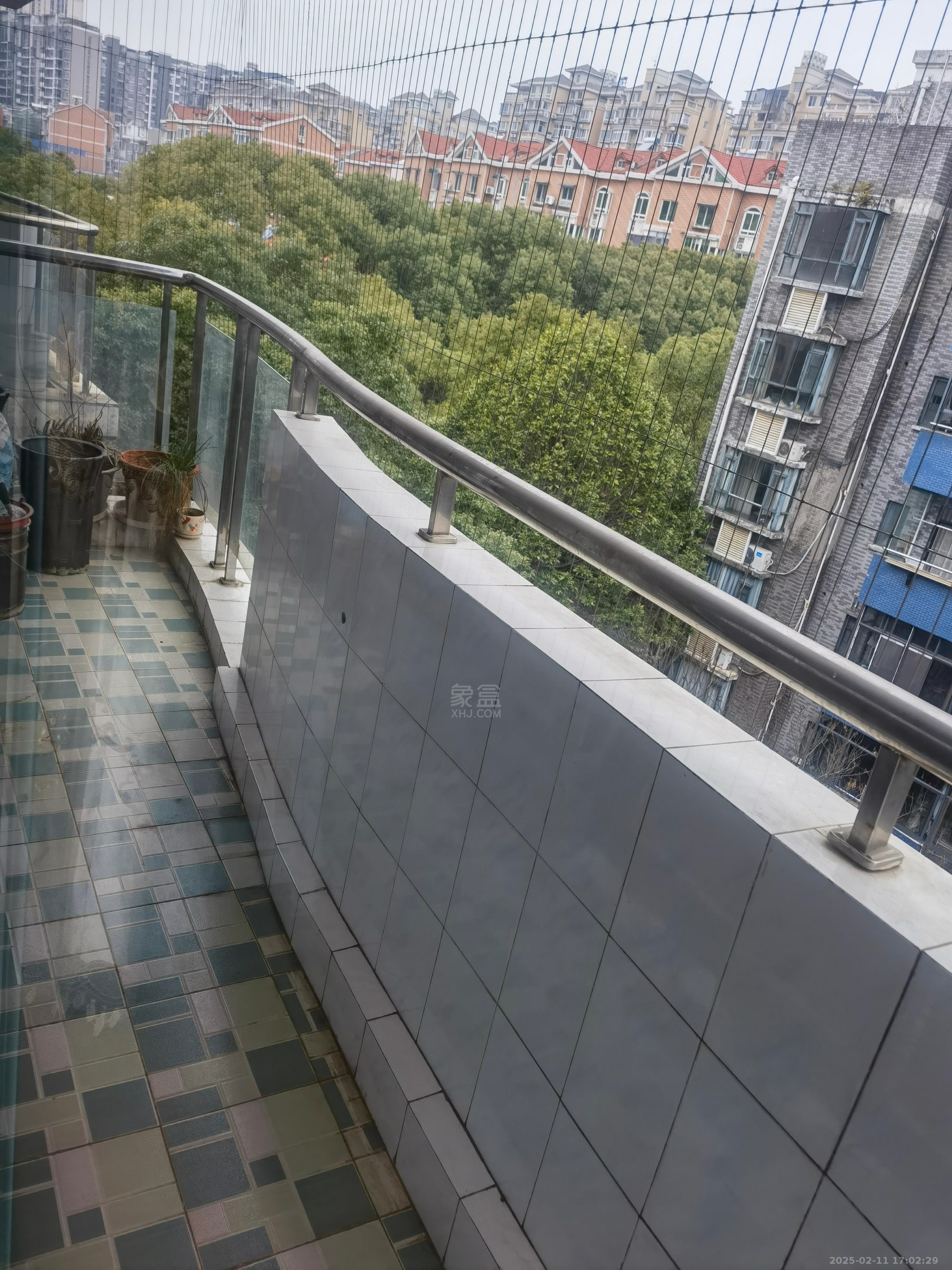 海创明珠花园 3室2厅1卫 1200.0元/月 海创明珠花园 3室2厅1卫 1200.0元/月室内图