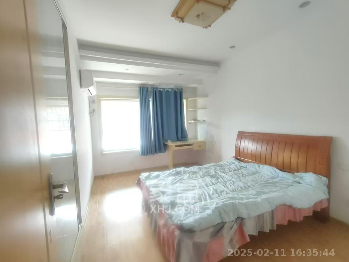 湘绣城 2室2厅1卫 1200.0元/月 湘绣城 2室2厅1卫 1200.0元/月室内图