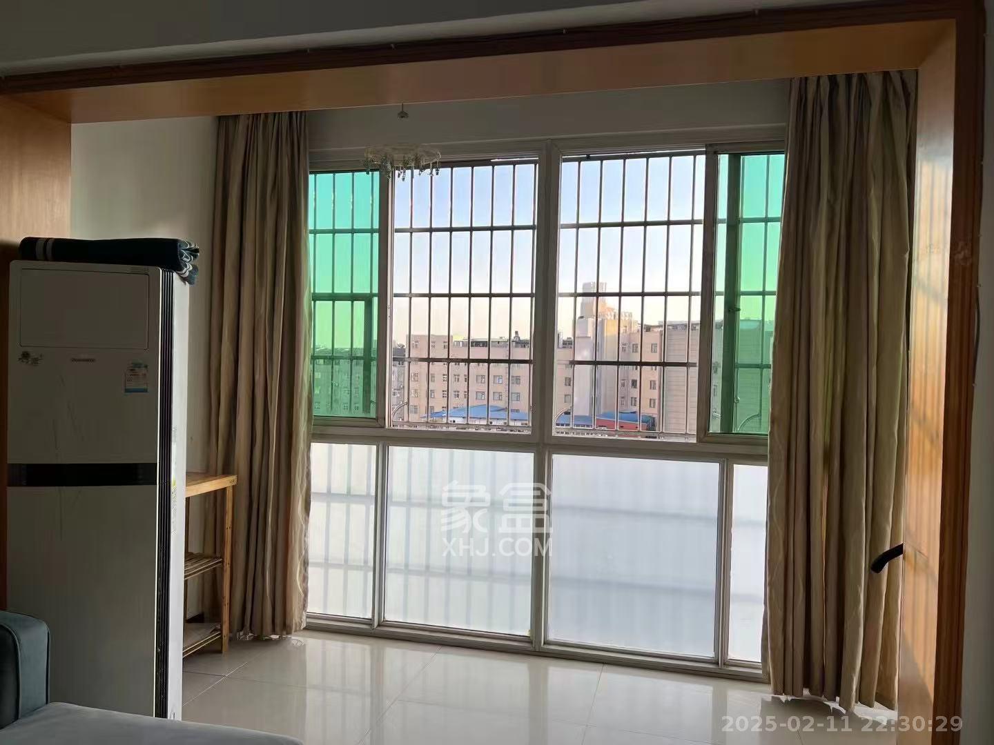 广泰家园  3室2厅1卫   1900.00元/月室内图