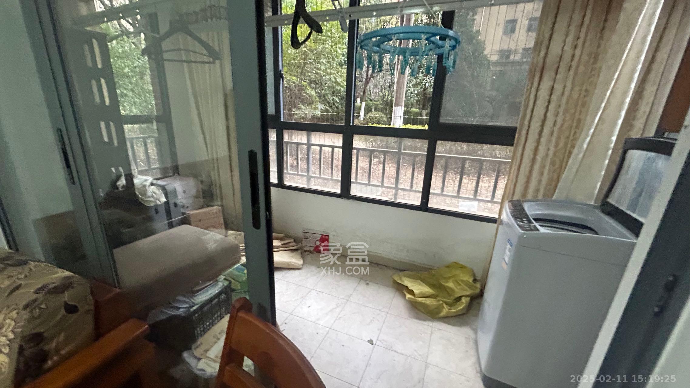 和美星城 2室2厅1卫 1800.0元/月 和美星城 2室2厅1卫 1800.0元/月室内图