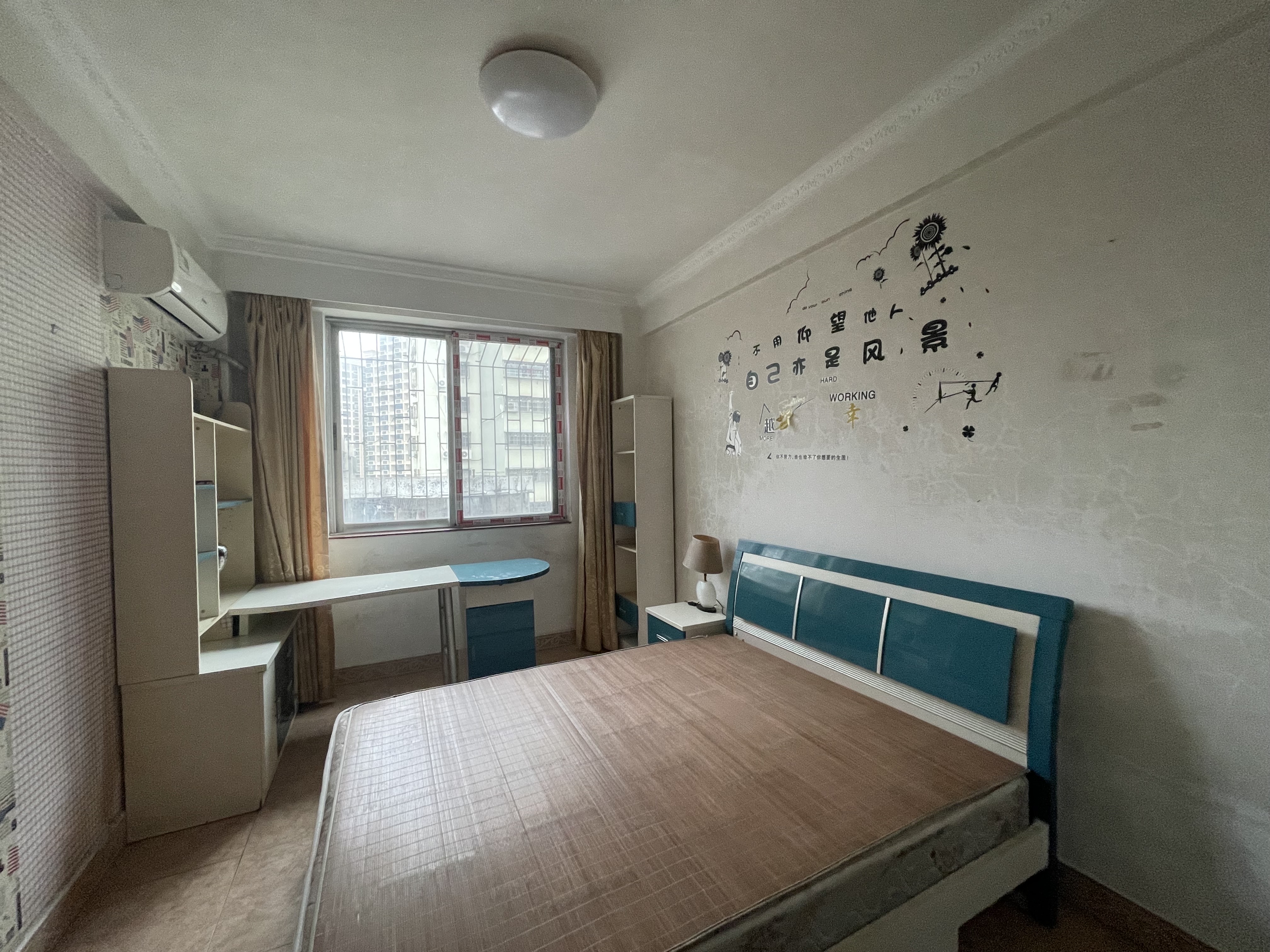 昌茂花园 3室2厅2卫 1800.0元/月 昌茂花园 3室2厅2卫 1800.0元/月室内图