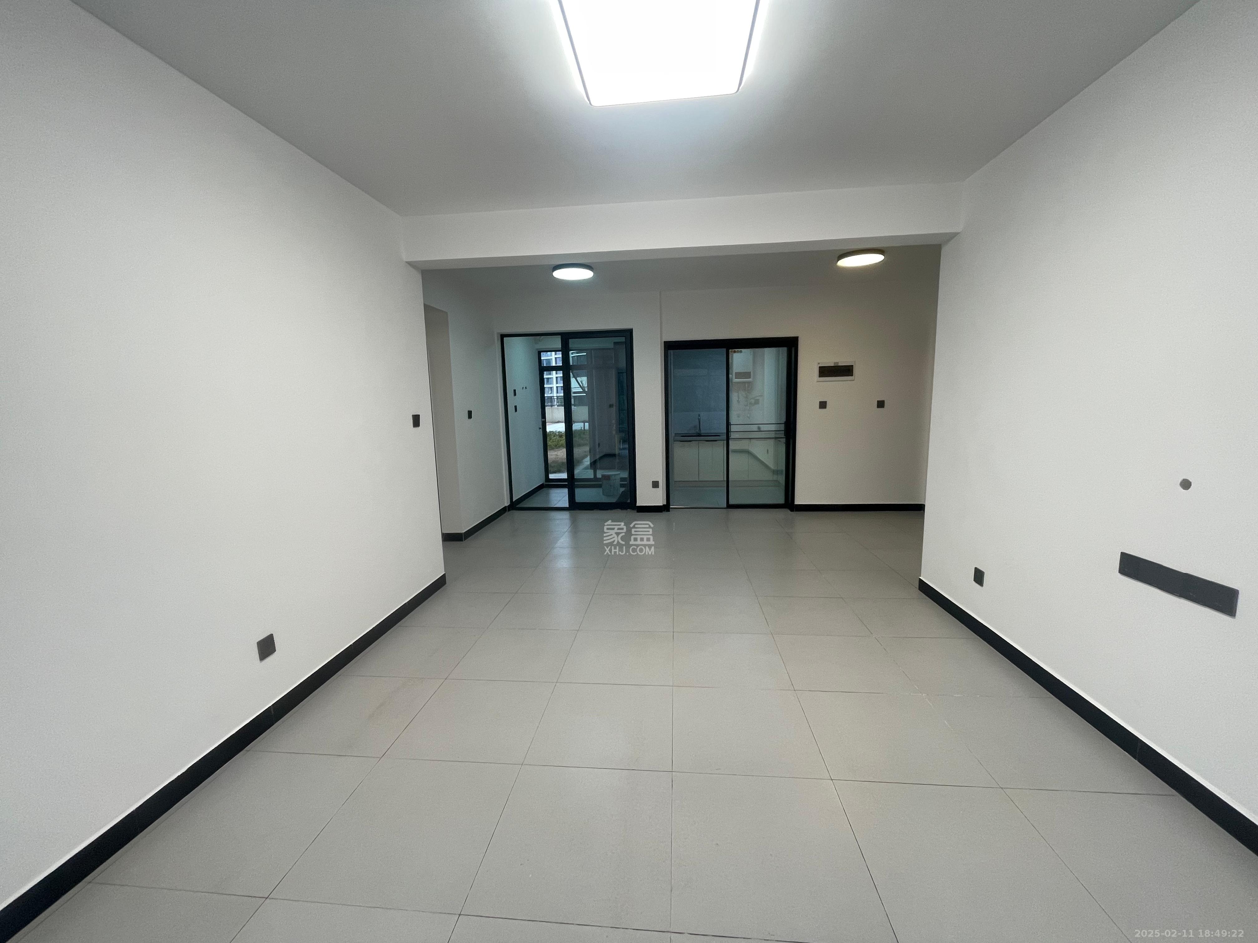 惟智园安置小区 4室2厅2卫 2800.0元/月 惟智园安置小区 4室2厅2卫 2800.0元/月室内图