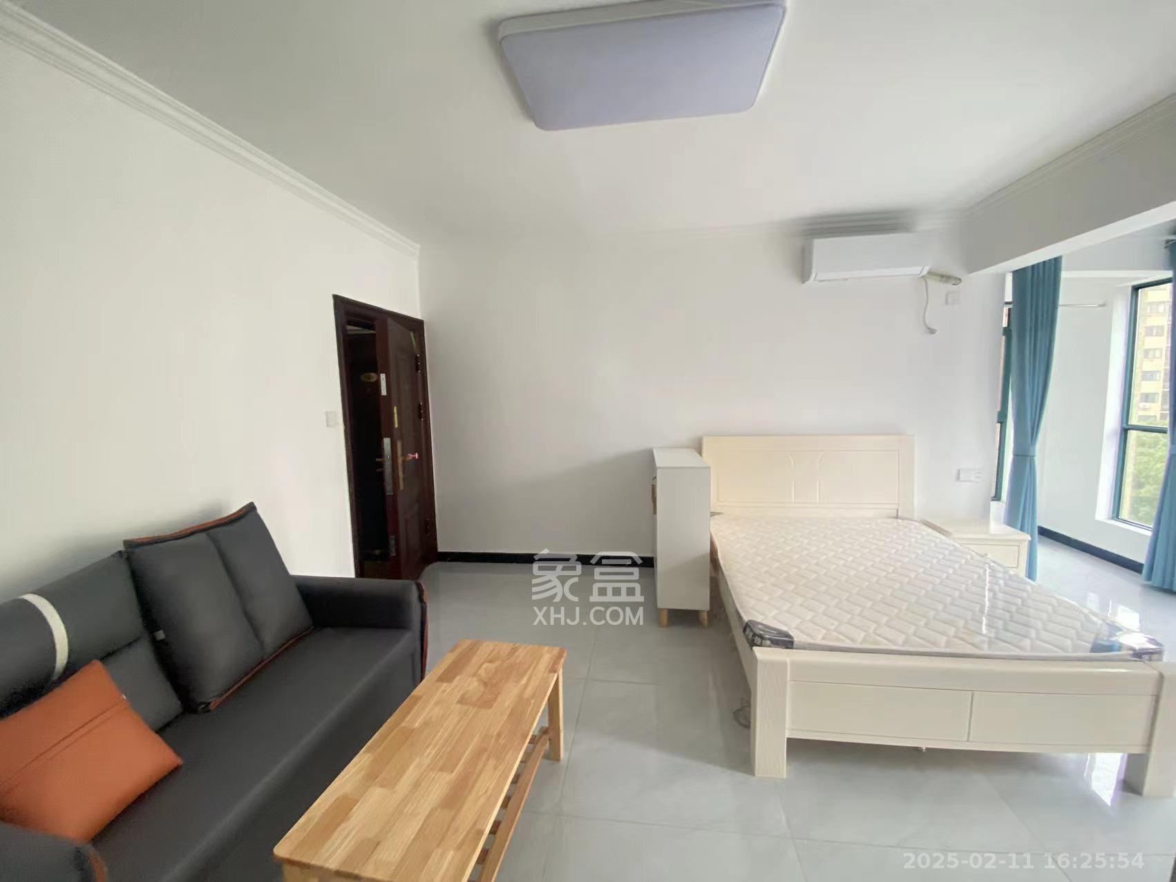 兴旺正佳广场(金石雅苑) 1室2厅2卫 1600.0元/月 兴旺正佳广场(金石雅苑) 1室2厅2卫 1600.0元/月室内图