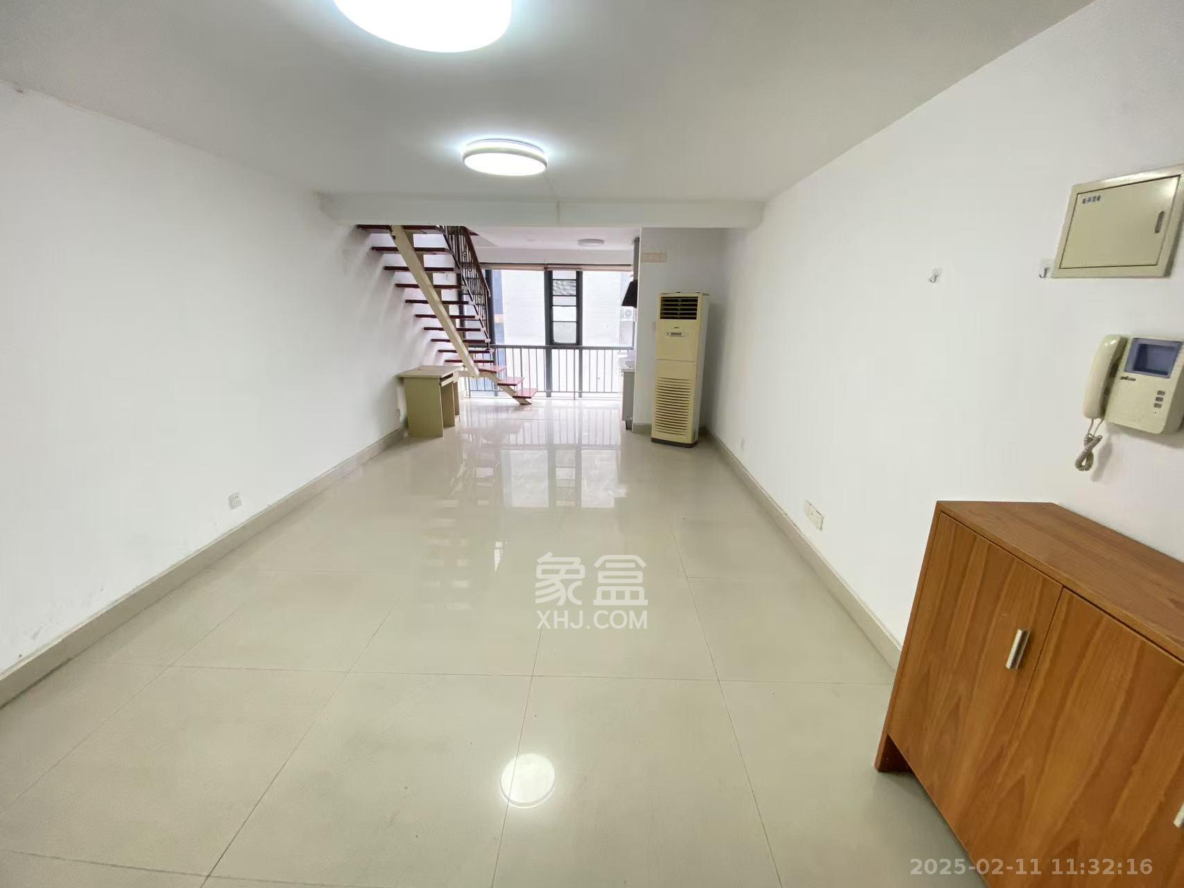 华菱蓝调国际(华菱.香墅美地)  2室2厅1卫    1800.0元/月 华菱蓝调国际(华菱.香墅美地)  2室2厅1卫    1800.0元/月