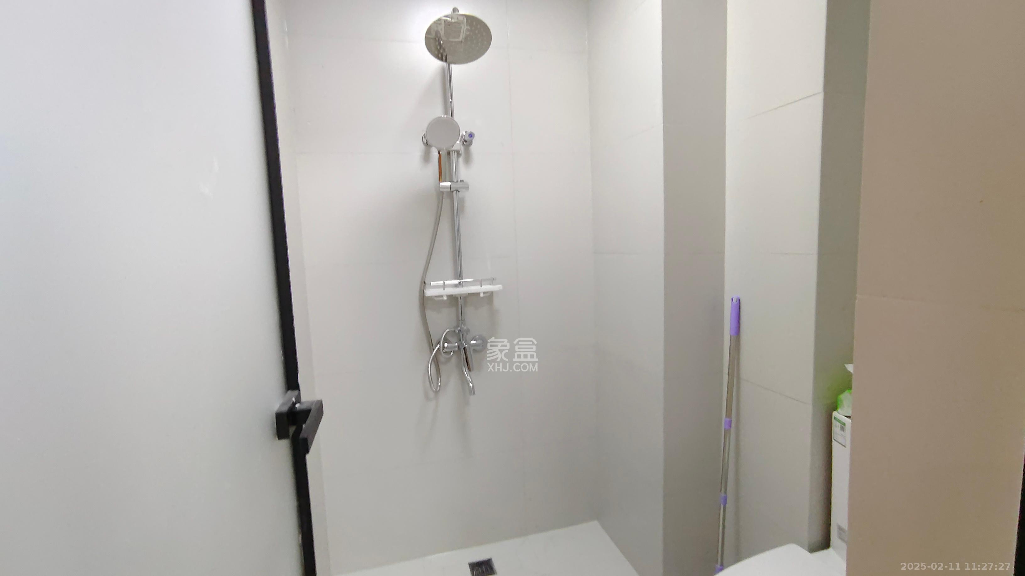 洋湖18克拉(旷远洋湖18克拉)  4室1厅1卫    4500.0元/月 洋湖18克拉(旷远洋湖18克拉)  4室1厅1卫    4500.0元/月室内图