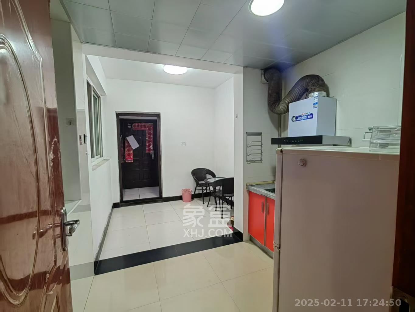 锦璨家园  1室1厅1卫    1000.0元/月 锦璨家园  1室1厅1卫    1000.0元/月室内图