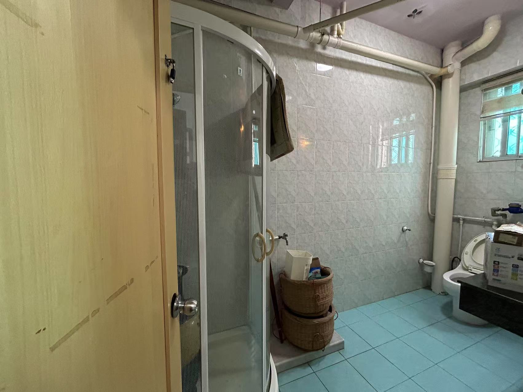 琼泰公寓  3室2厅1卫    2600.0元/月 琼泰公寓  3室2厅1卫    2600.0元/月室内图