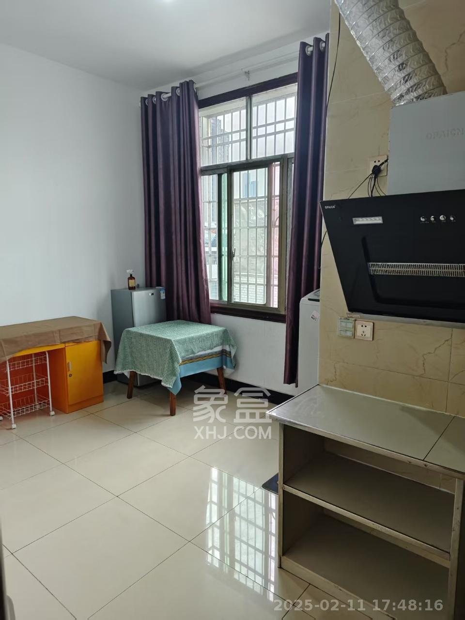 桥头家苑一期  1室1厅1卫    1000.0元/月 桥头家苑一期  1室1厅1卫    1000.0元/月室内图