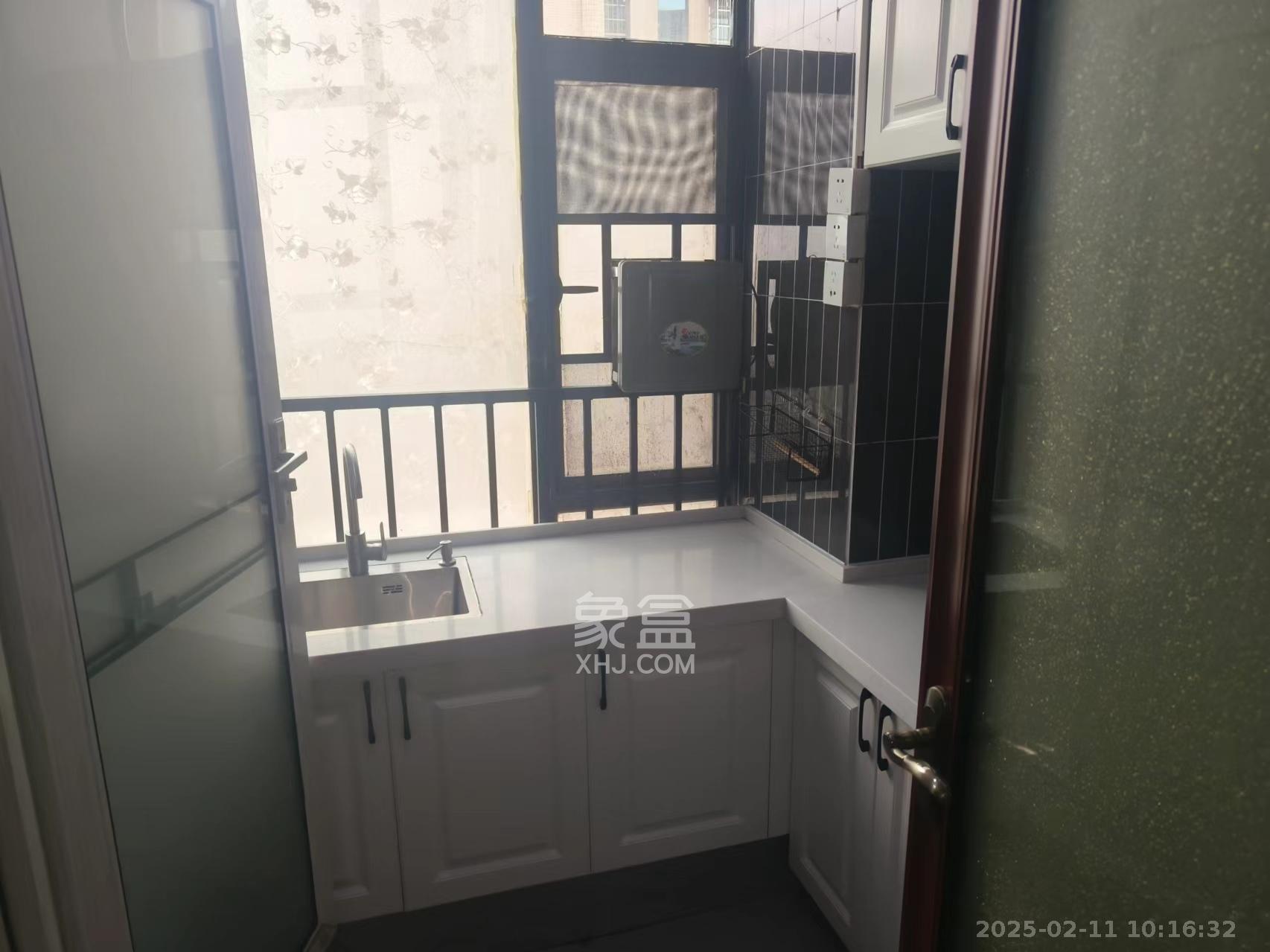 天元涉外景园B区 1室0厅1卫 1500.0元/月 天元涉外景园B区 1室0厅1卫 1500.0元/月室内图