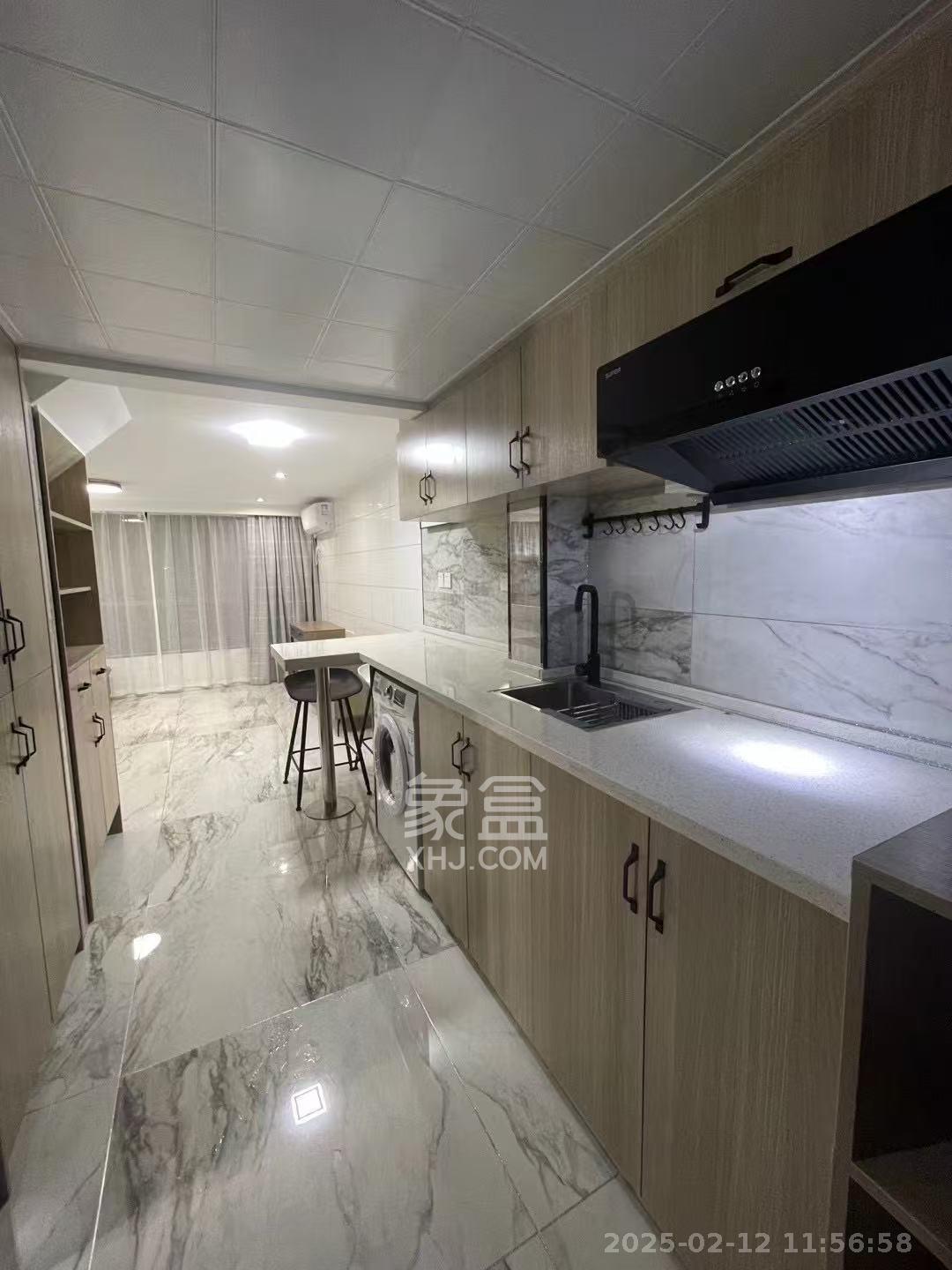 荣盛花语书苑 2室1厅1卫 2600.0元/月 荣盛花语书苑 2室1厅1卫 2600.0元/月室内图