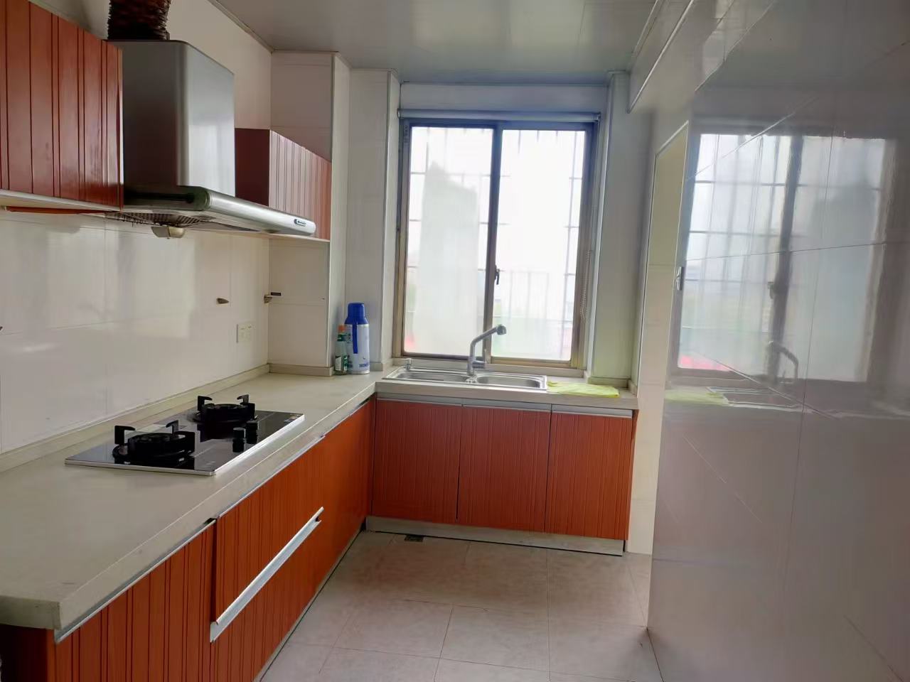 广成大厦 3室2厅2卫 78.8万 广成大厦 3室2厅2卫 78.8万客厅