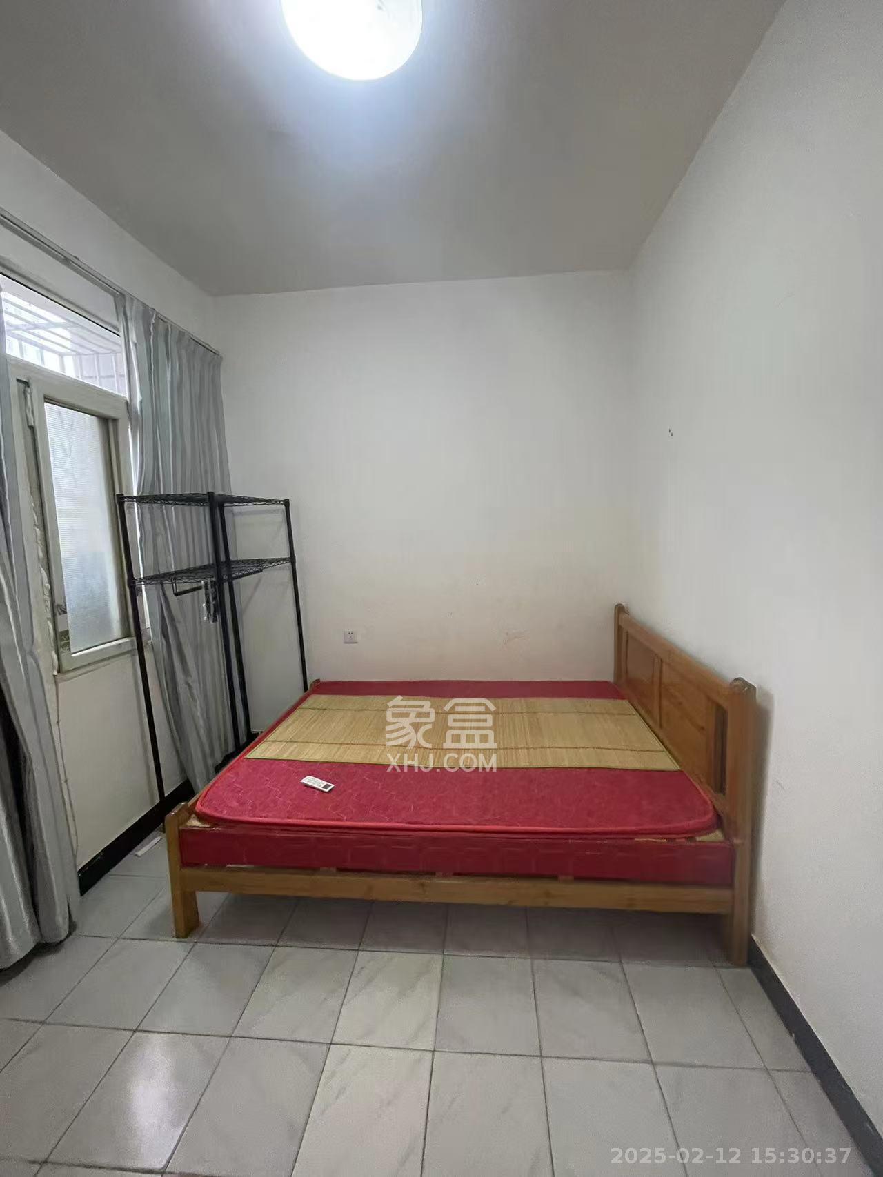 向韶村 2室1厅1卫 1900.0元/月 向韶村 2室1厅1卫 1900.0元/月室内图