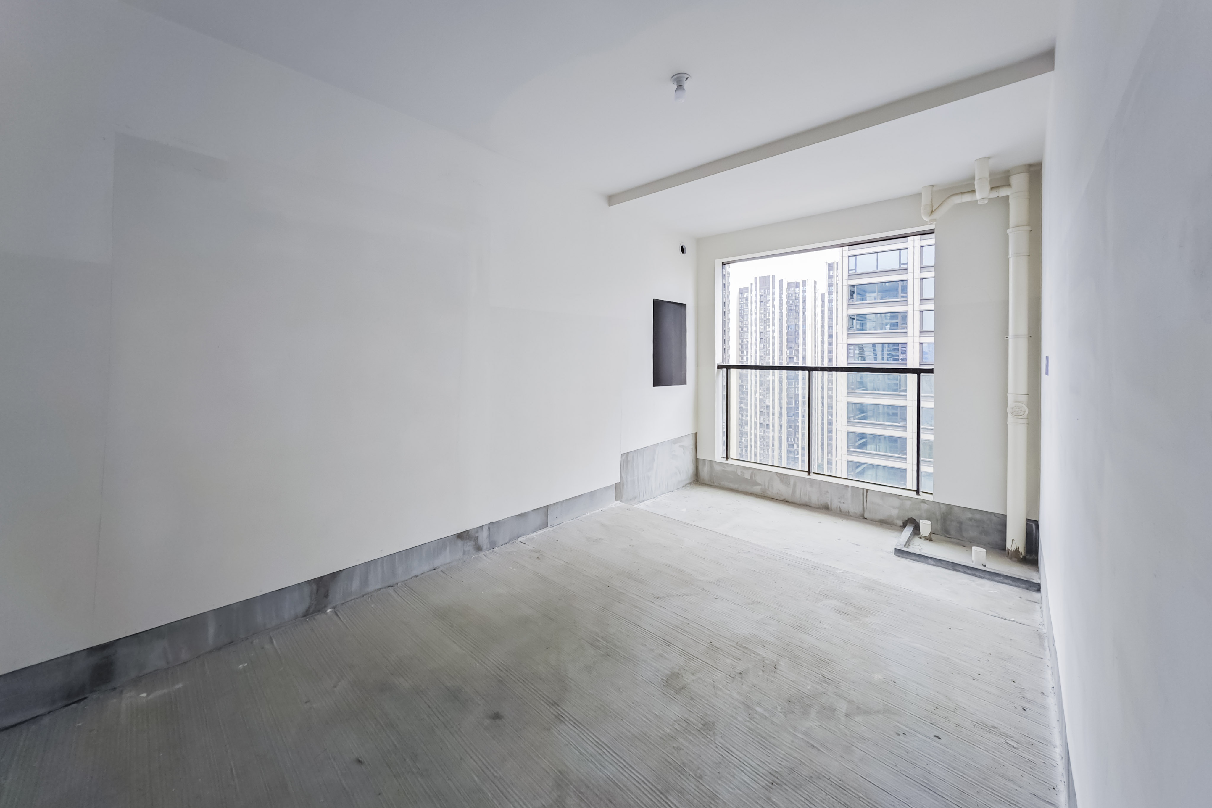 建发玖洲观澜  4室2厅2卫   308.00万其他