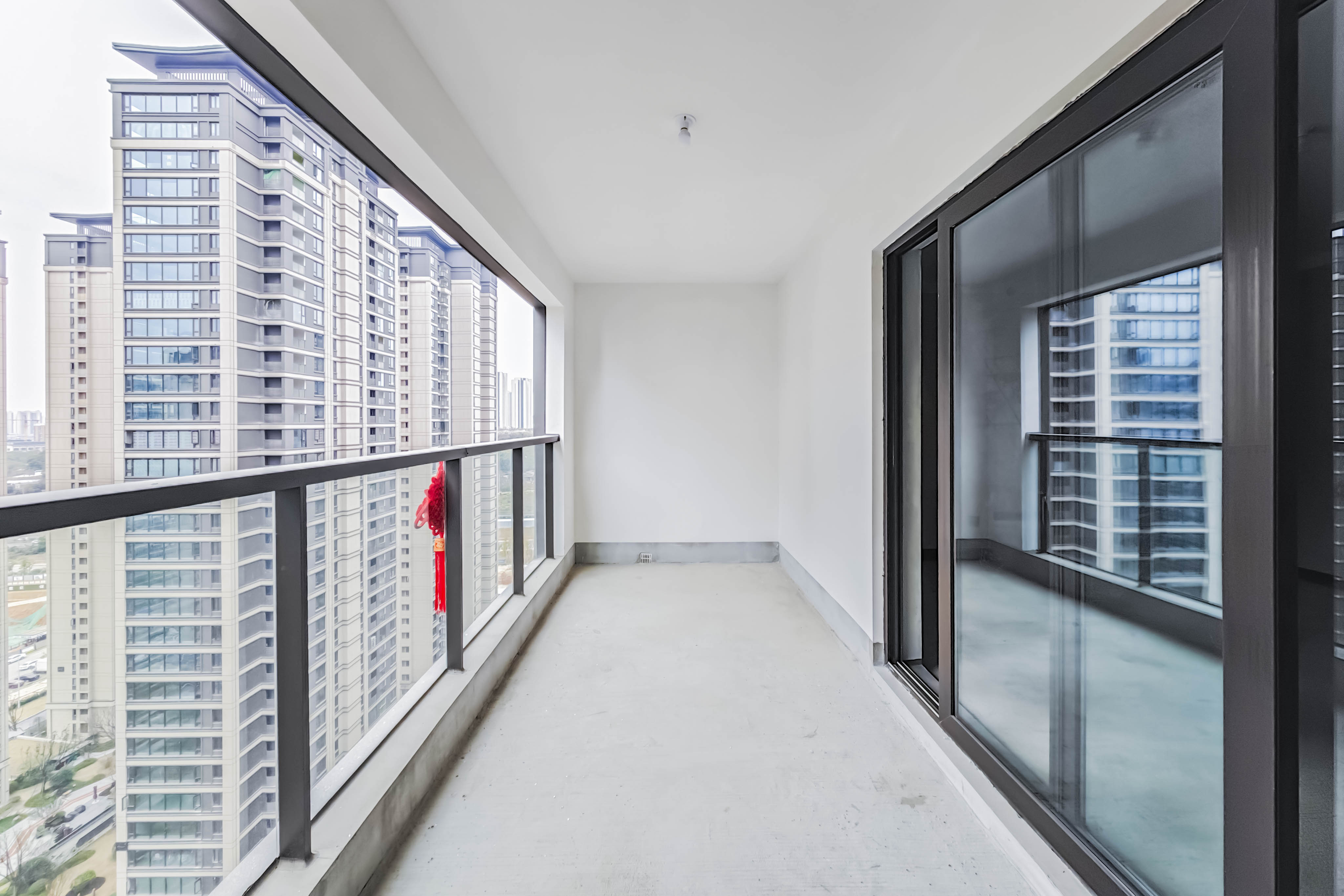建发玖洲观澜  4室2厅2卫   308.00万其他