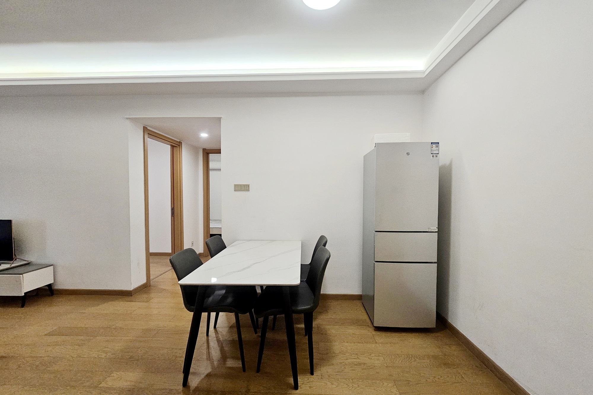 阳光城尚东湾青柠园  3室2厅1卫    92.0万 阳光城尚东湾青柠园  3室2厅1卫    92.0万客厅