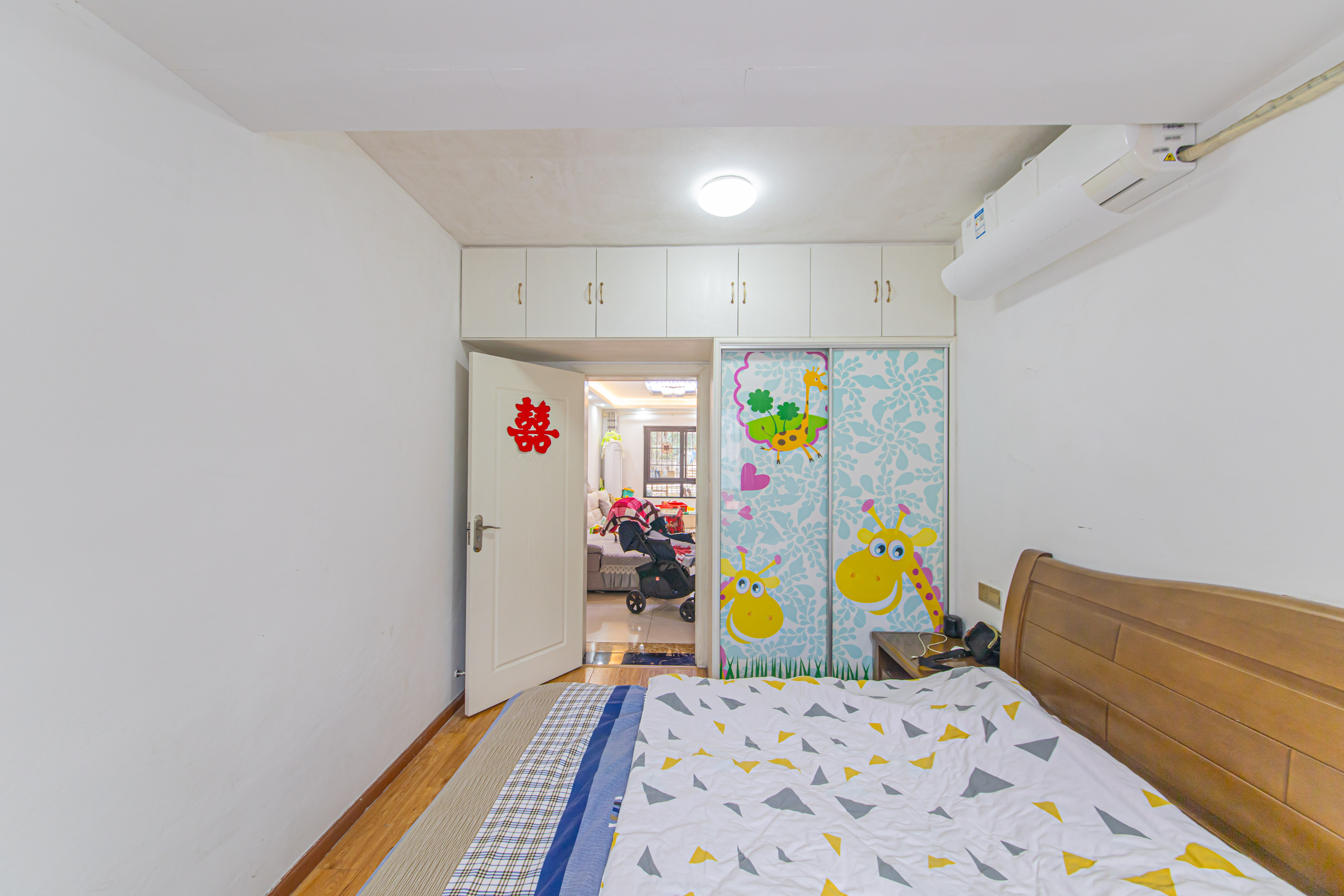 中信凯旋蓝岸（中信新城三期）  1室2厅1卫   86.00万卧室