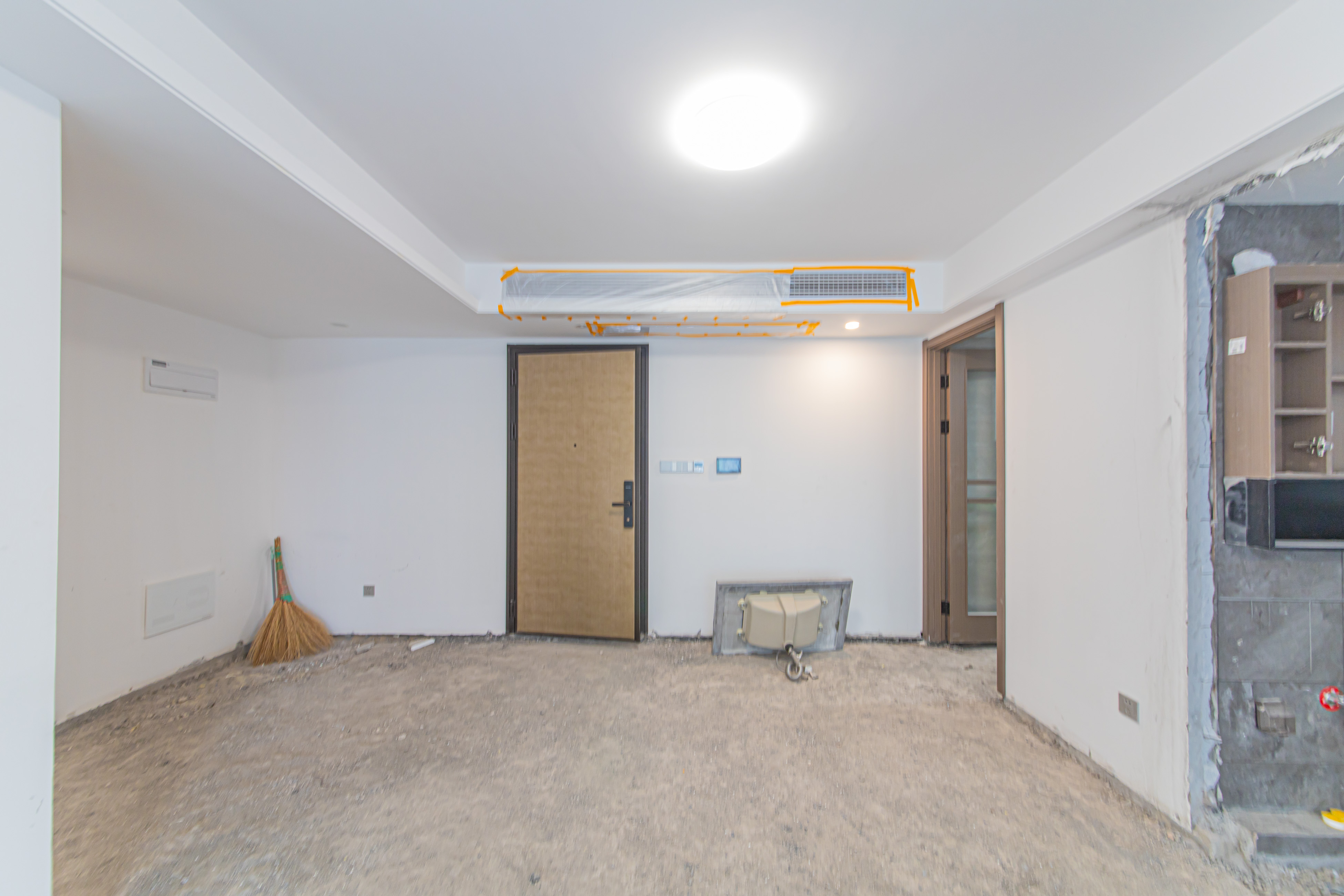 中海寰宇天下  3室2厅2卫    123.5万 中海寰宇天下  3室2厅2卫    123.5万客厅