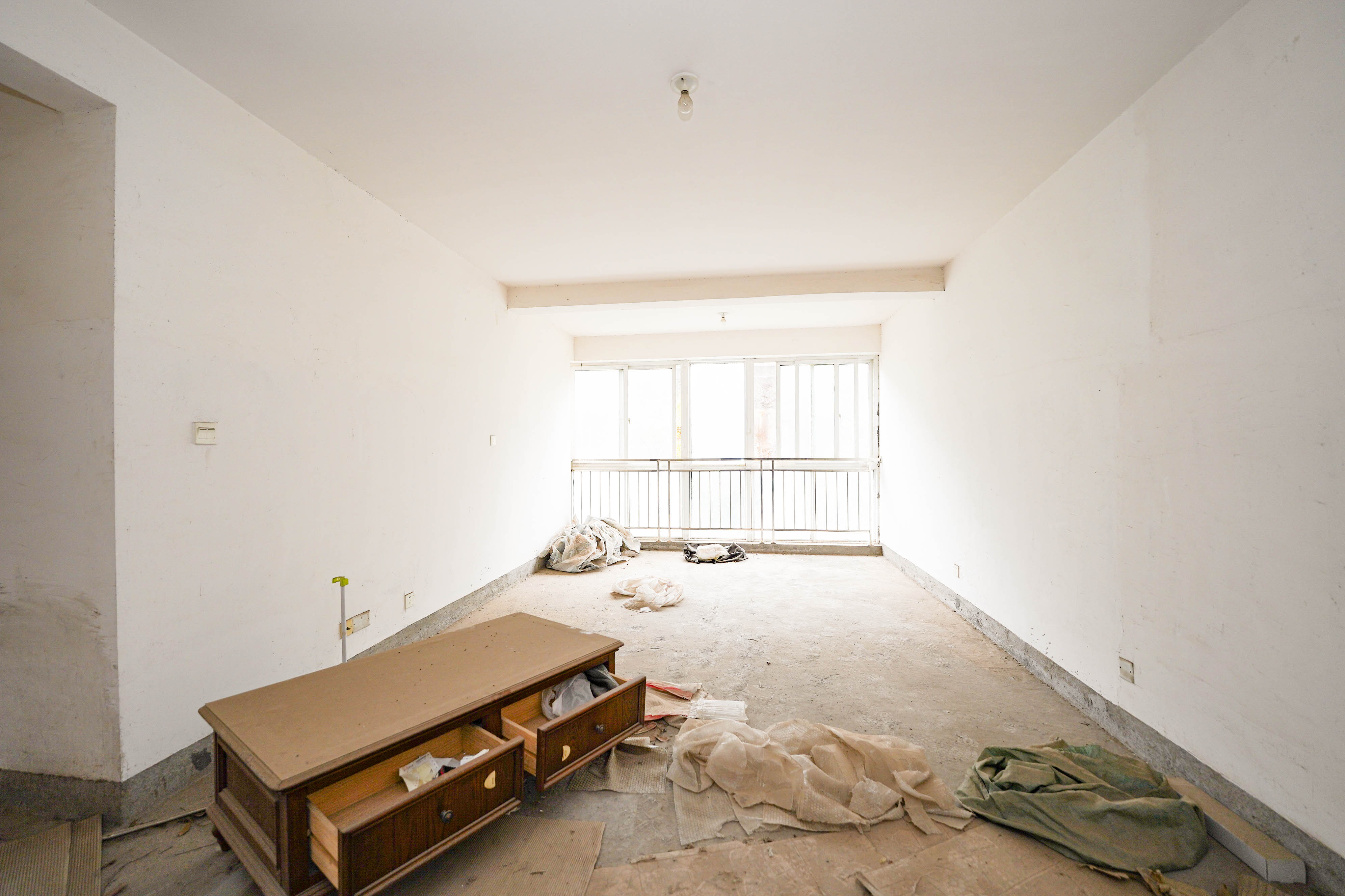 鑫天山城明珠  2室2厅1卫    29.99万 鑫天山城明珠  2室2厅1卫    29.99万客厅