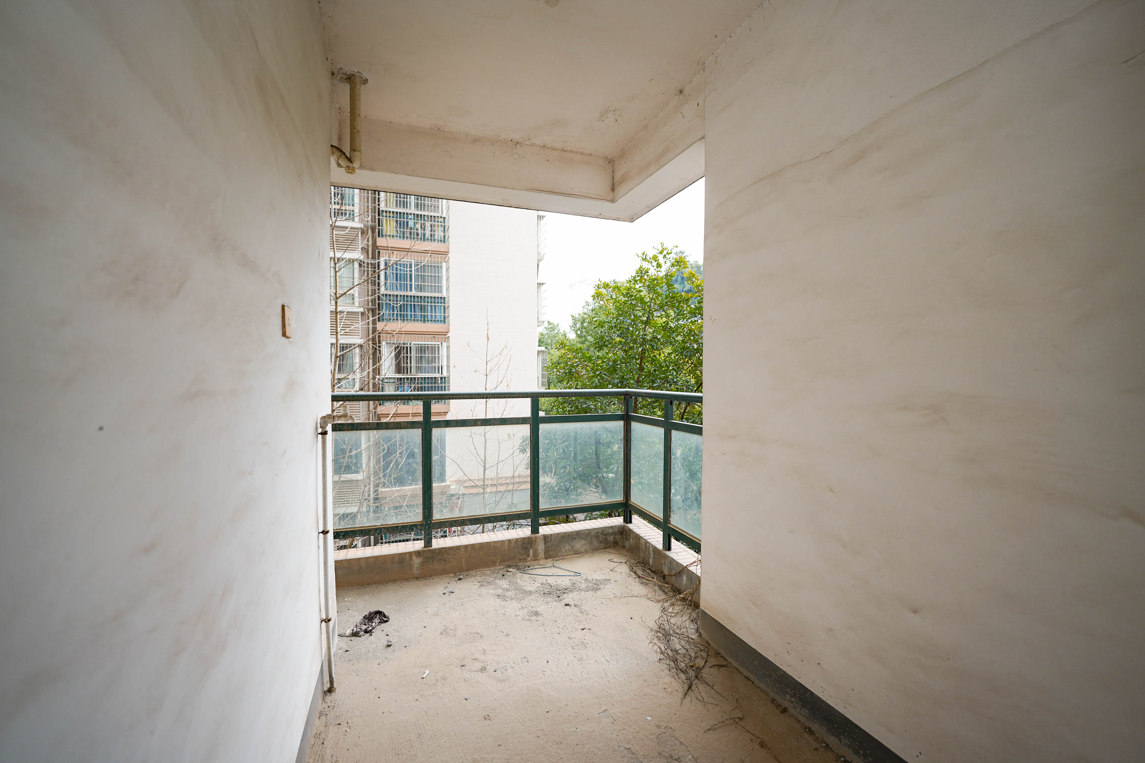 鑫天山城明珠  2室2厅1卫    29.99万 鑫天山城明珠  2室2厅1卫    29.99万卧室