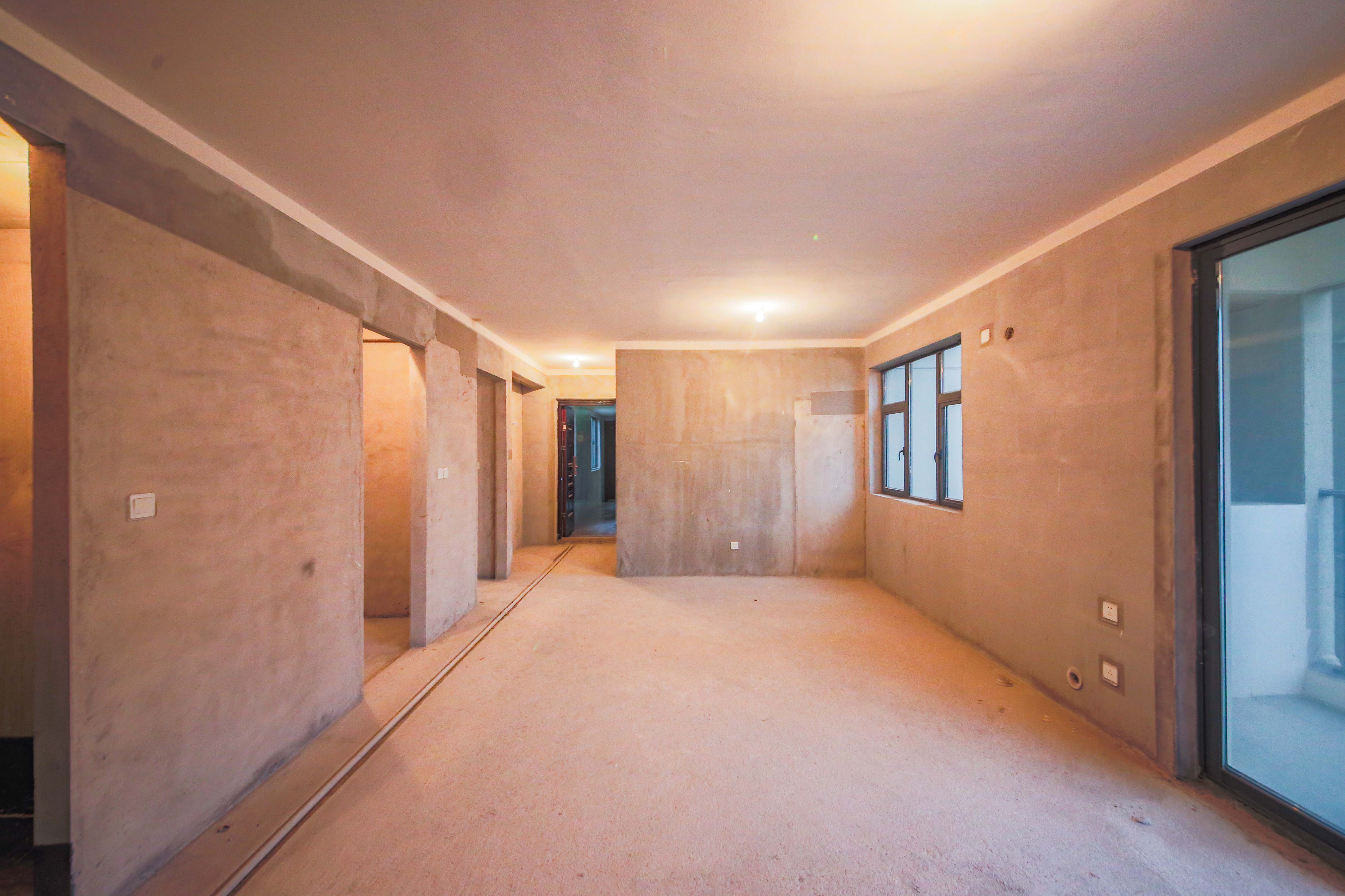 中建钰和城  3室2厅2卫    132.8万客厅